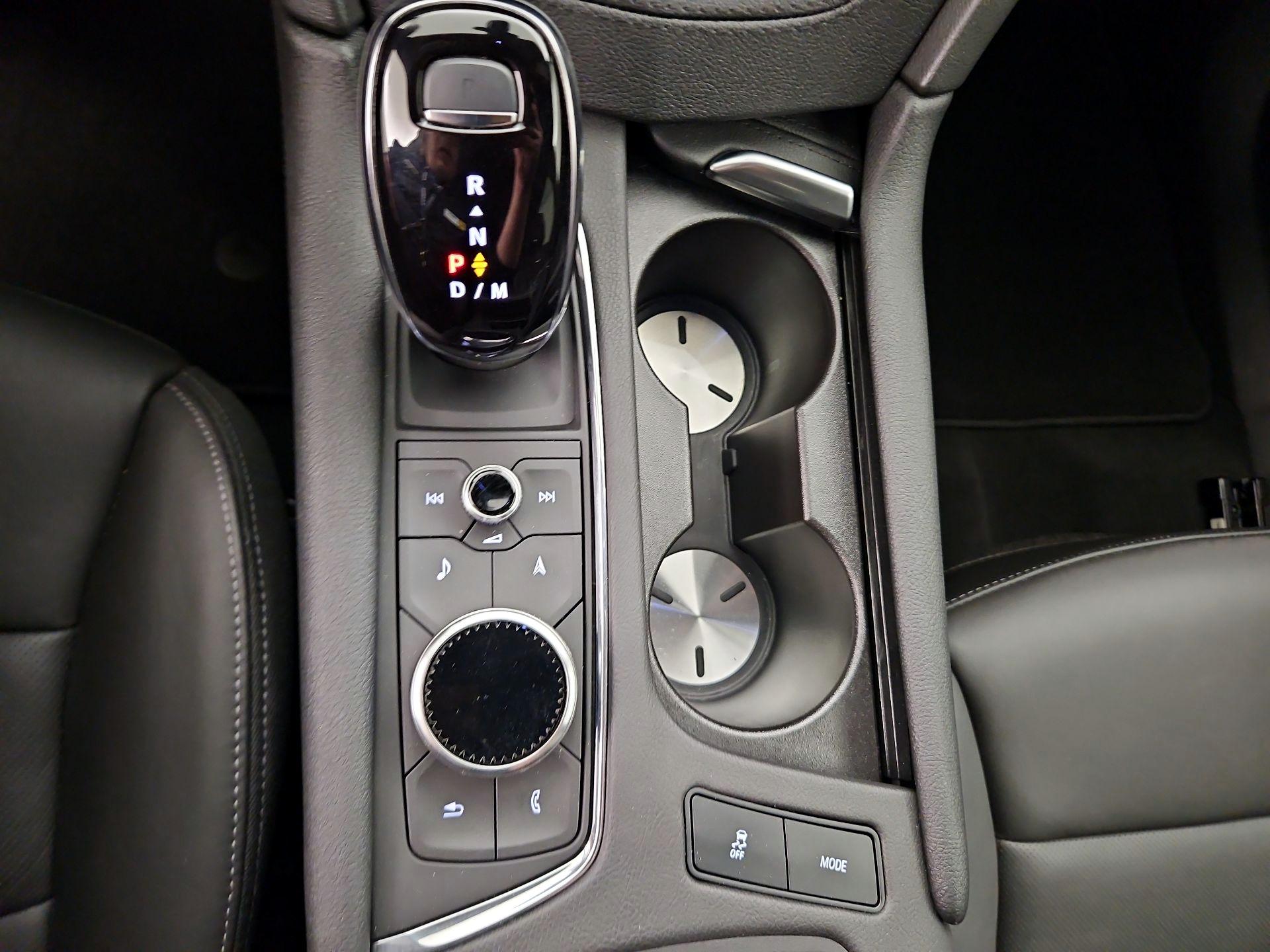 Thumbnail: 2024 Cadillac XT6 - 18