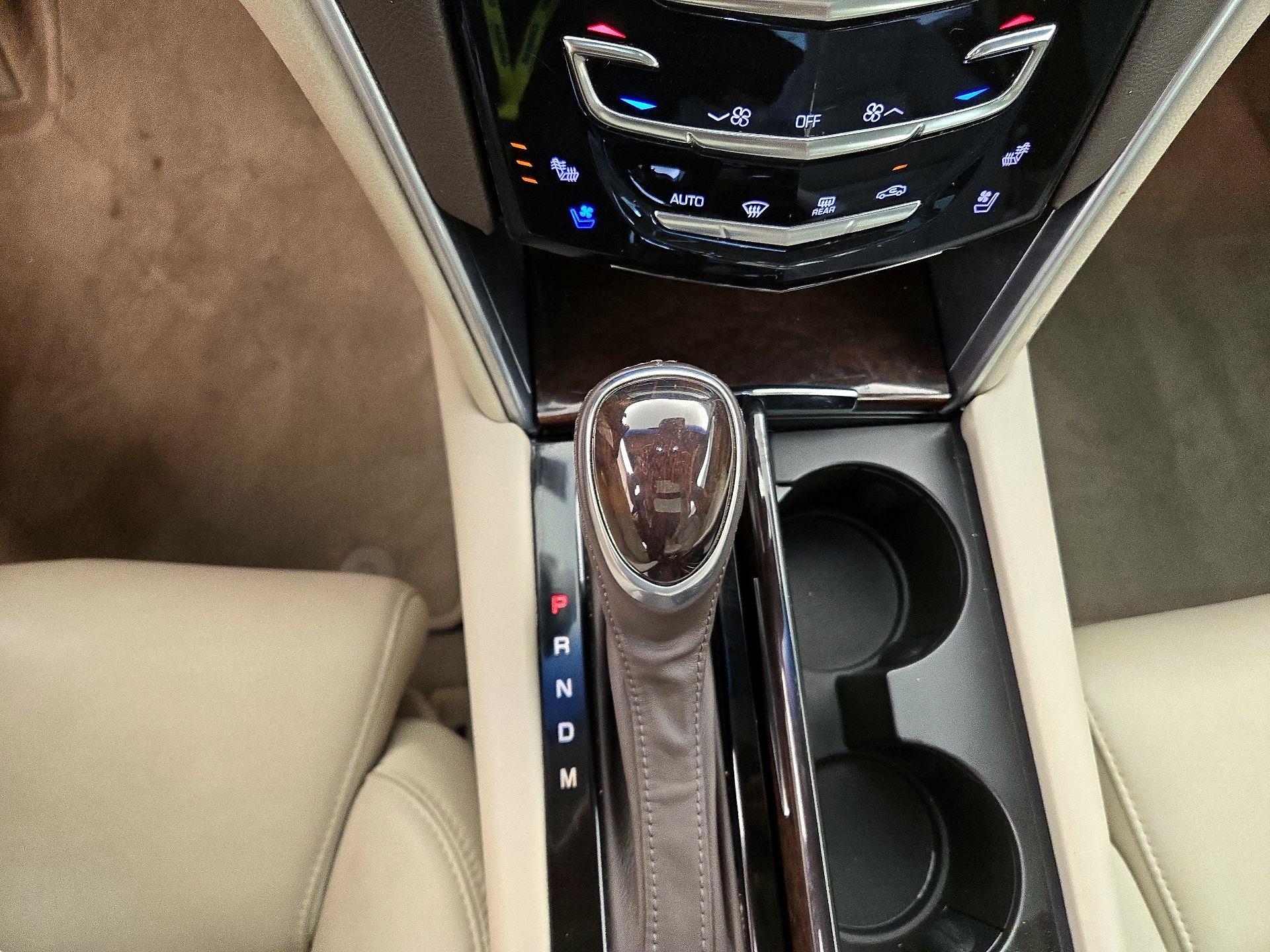 Thumbnail: 2017 Cadillac XTS - 18