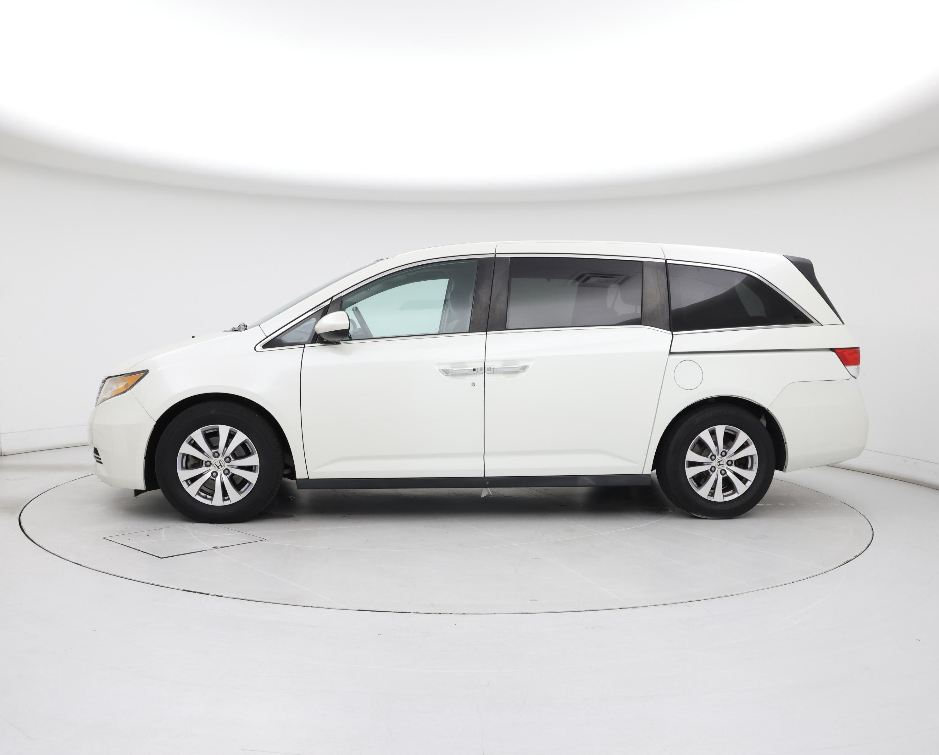 Thumbnail: 2016 Honda Odyssey - 3