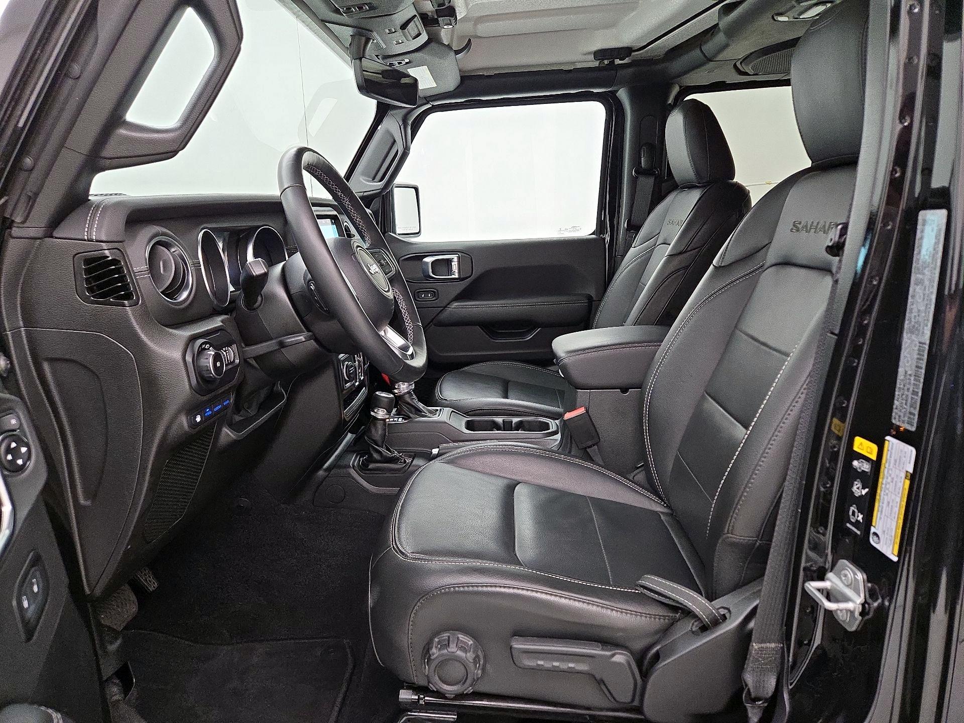 Thumbnail: 2022 Jeep Wrangler - 11