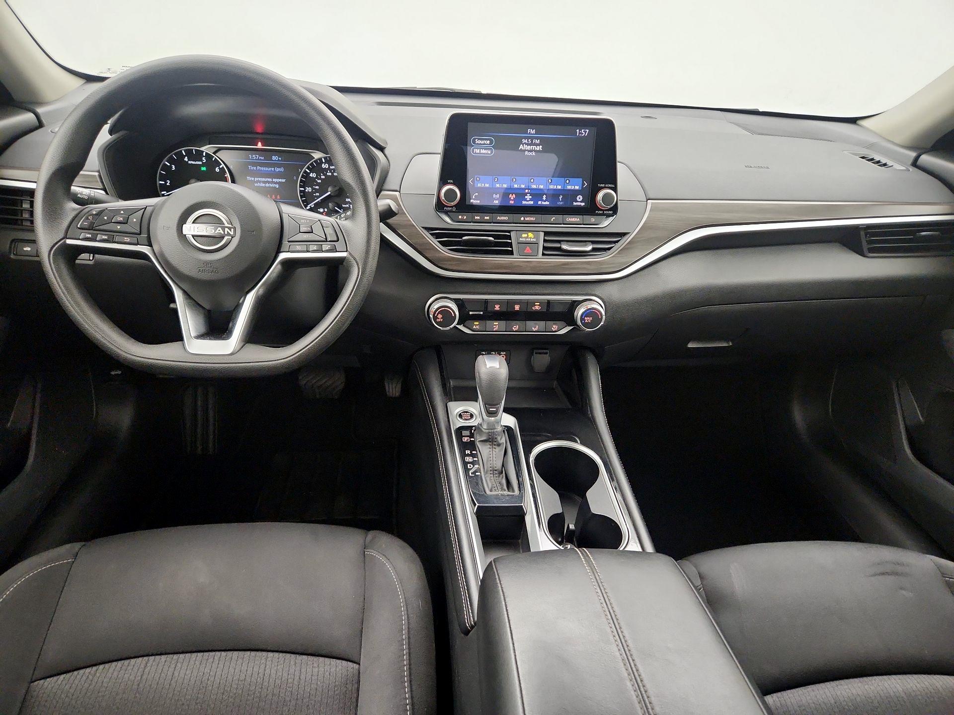 Thumbnail: 2023 Nissan Altima - 9