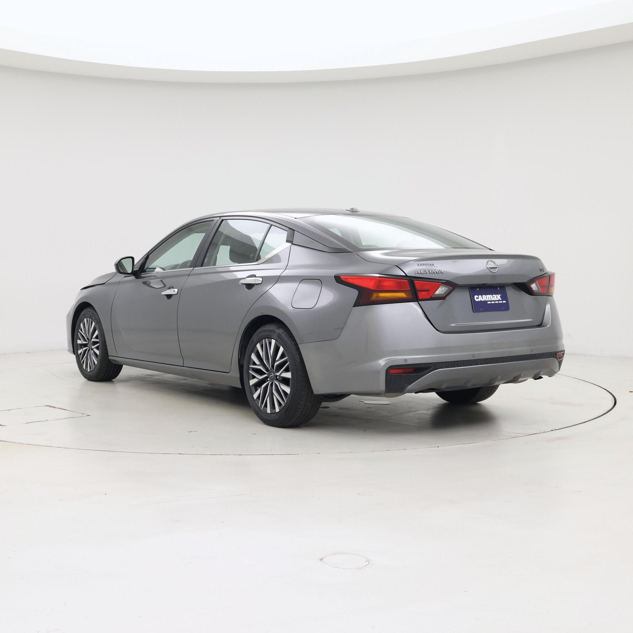 Thumbnail: 2023 Nissan Altima - 2