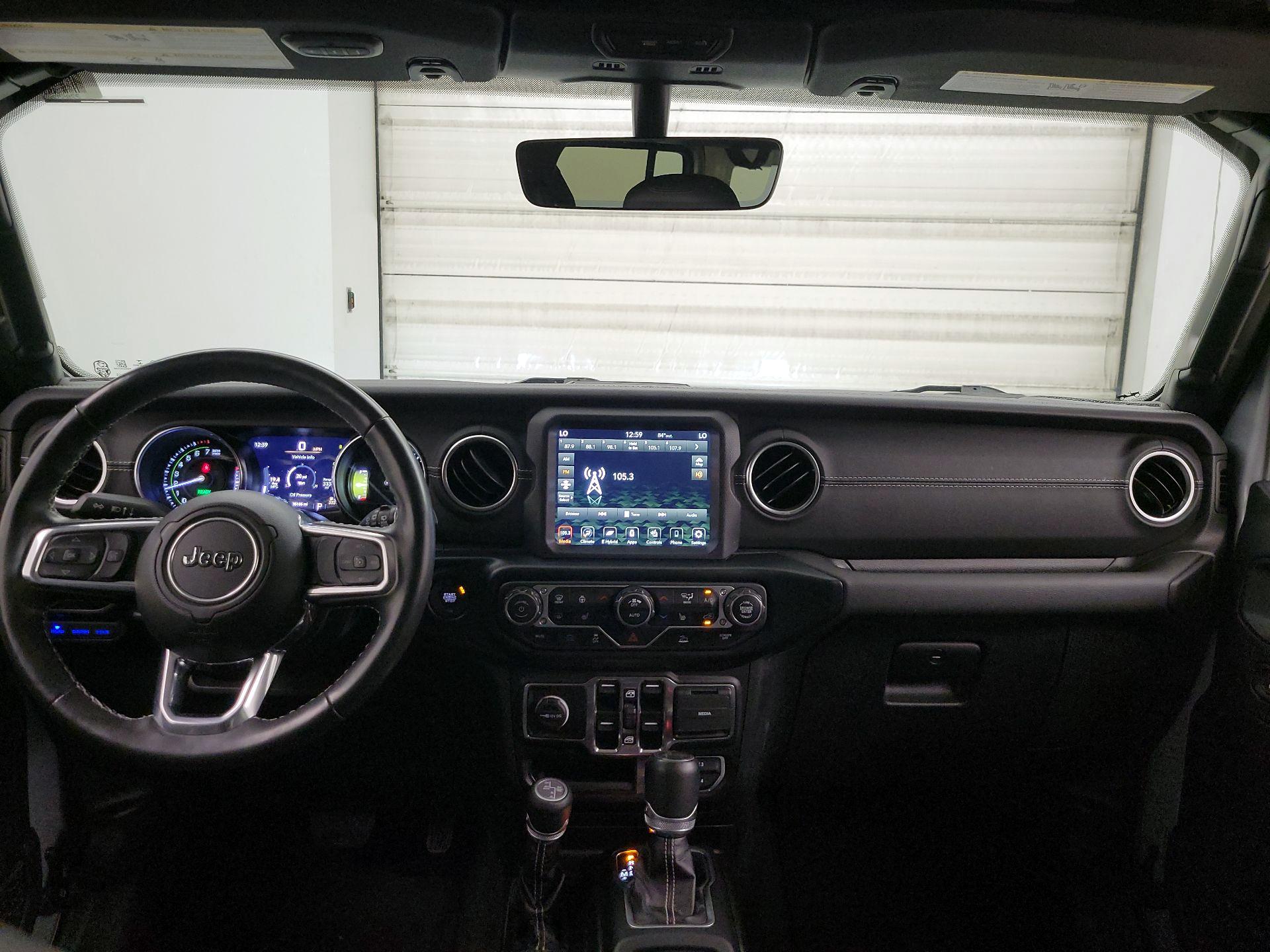 Thumbnail: 2022 Jeep Wrangler - 9