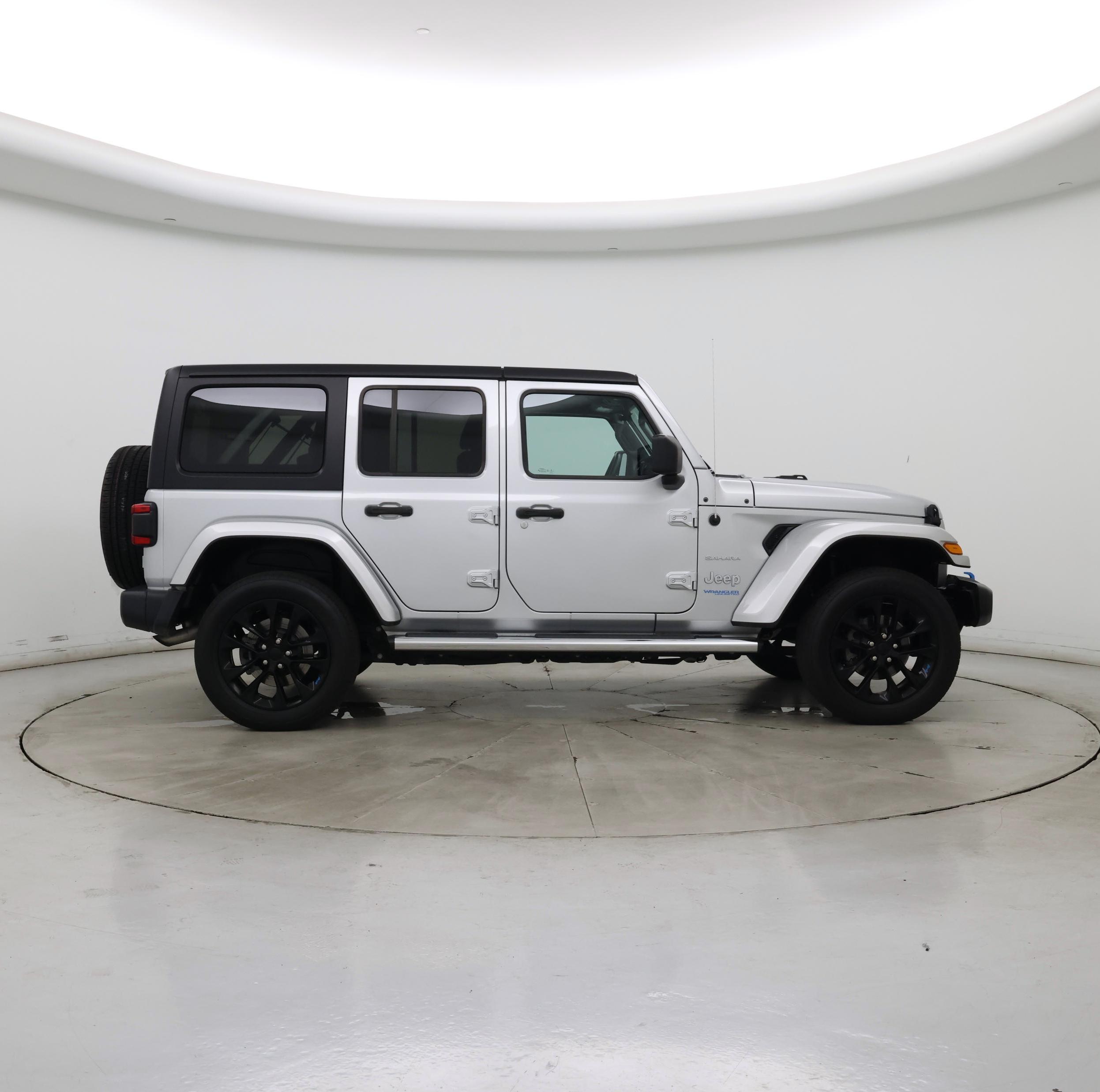 Thumbnail: 2022 Jeep Wrangler - 7