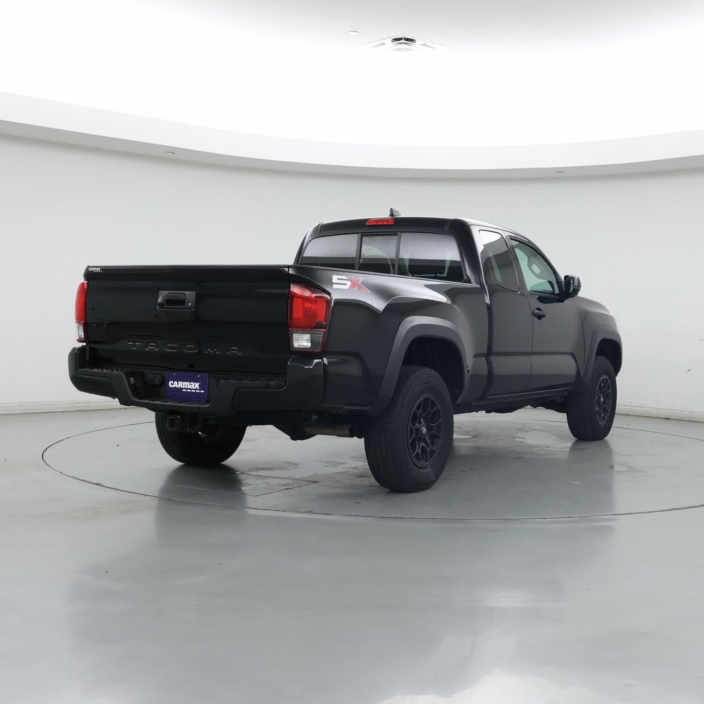 Thumbnail: 2022 Toyota Tacoma - 8