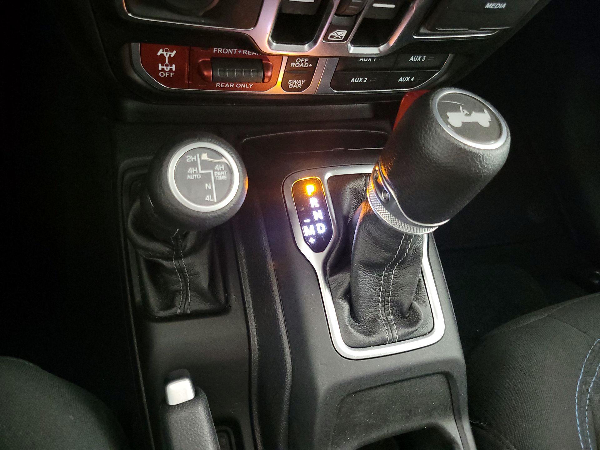 Thumbnail: 2024 Jeep Wrangler - 17