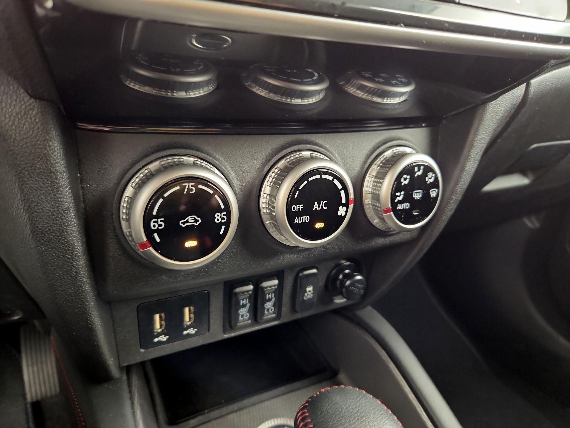 Thumbnail: 2023 Mitsubishi Outlander Sport - 16