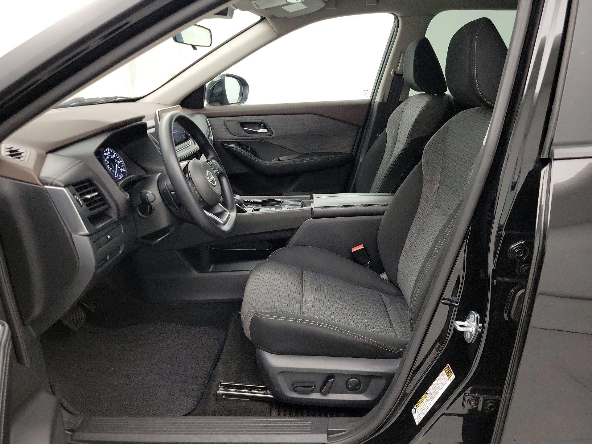 Thumbnail: 2023 Nissan Rogue - 11