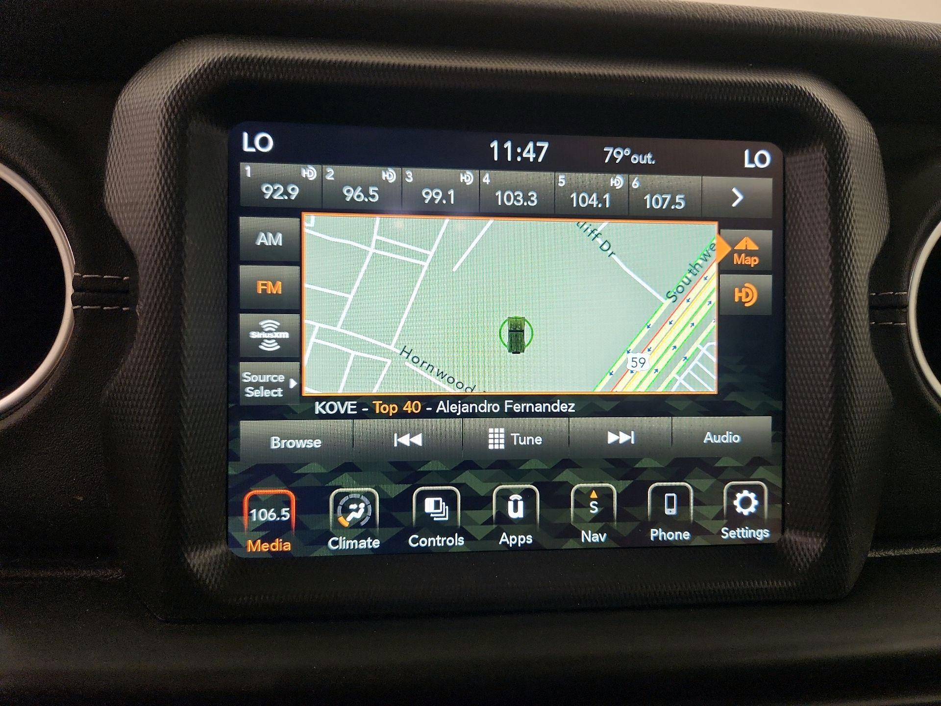 Thumbnail: 2022 Jeep Wrangler - 14