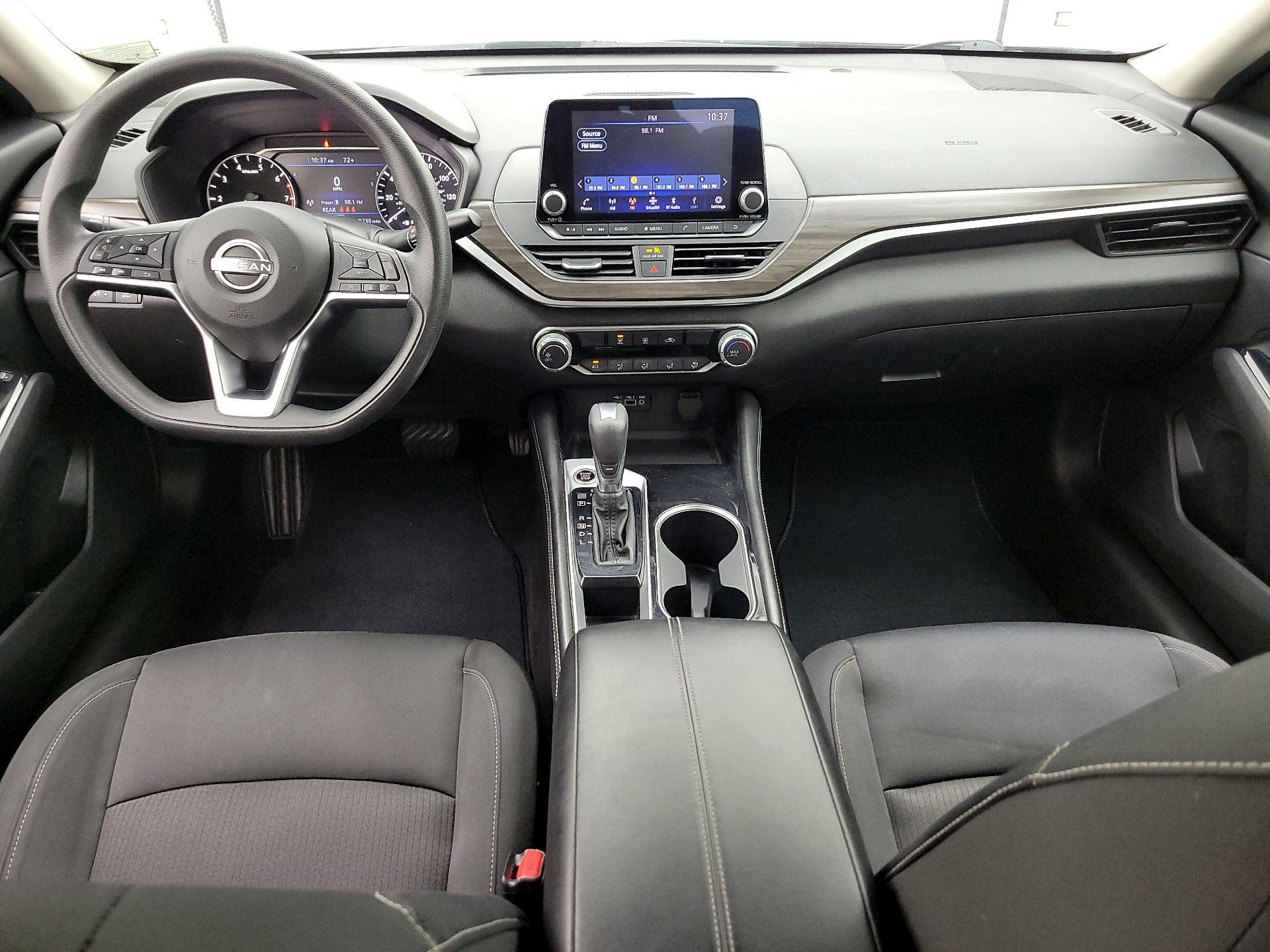 Thumbnail: 2023 Nissan Altima - 9