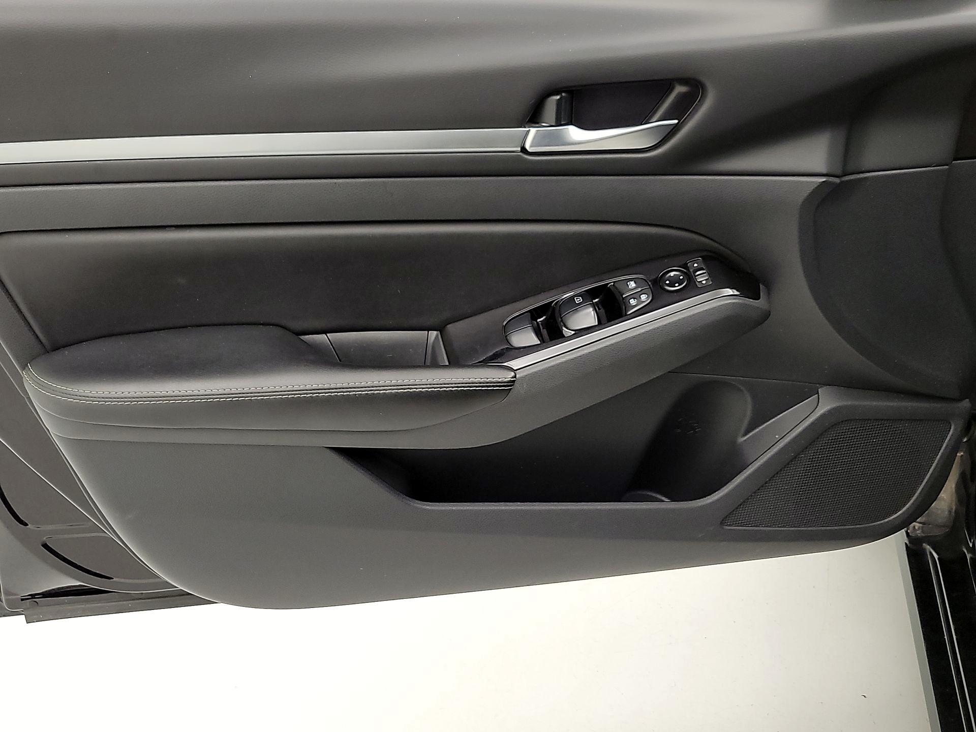 Thumbnail: 2023 Nissan Altima - 12