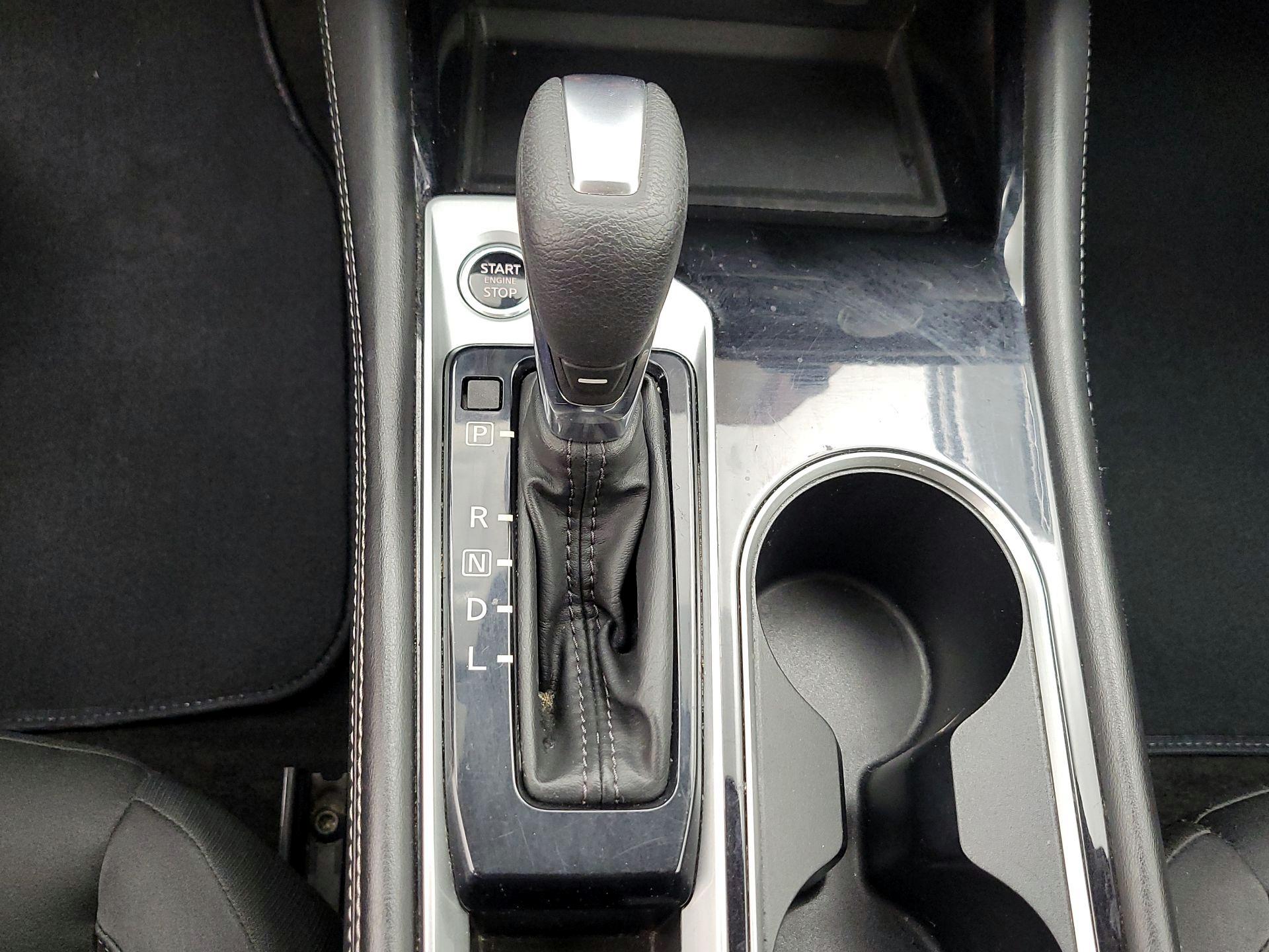 Thumbnail: 2023 Nissan Altima - 17