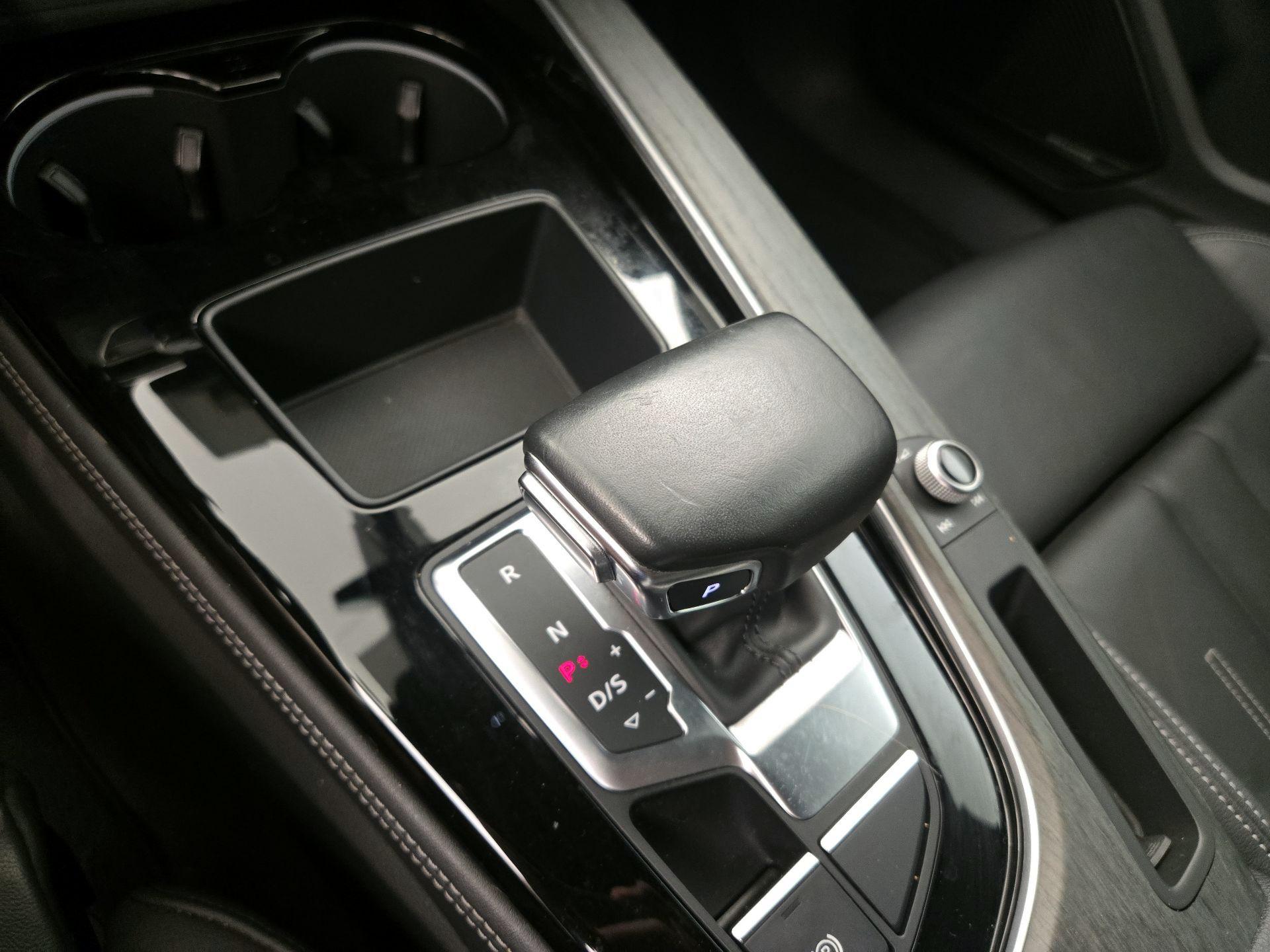 Thumbnail: 2020 Audi A4 - 18
