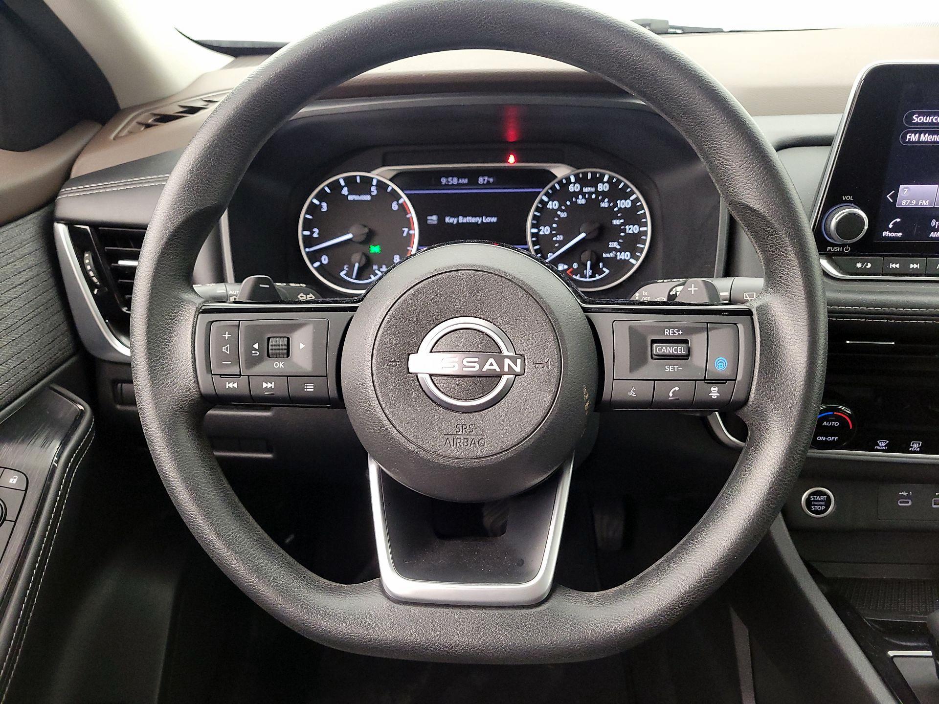 Thumbnail: 2022 Nissan Rogue - 10