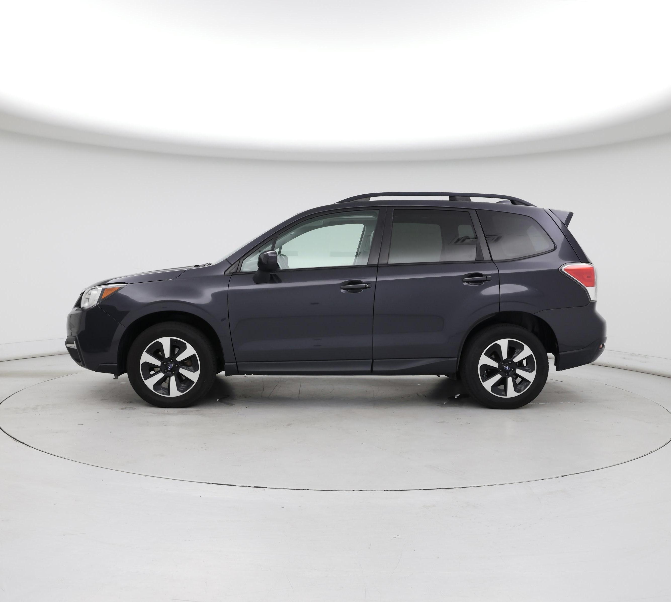Thumbnail: 2018 Subaru Forester - 3