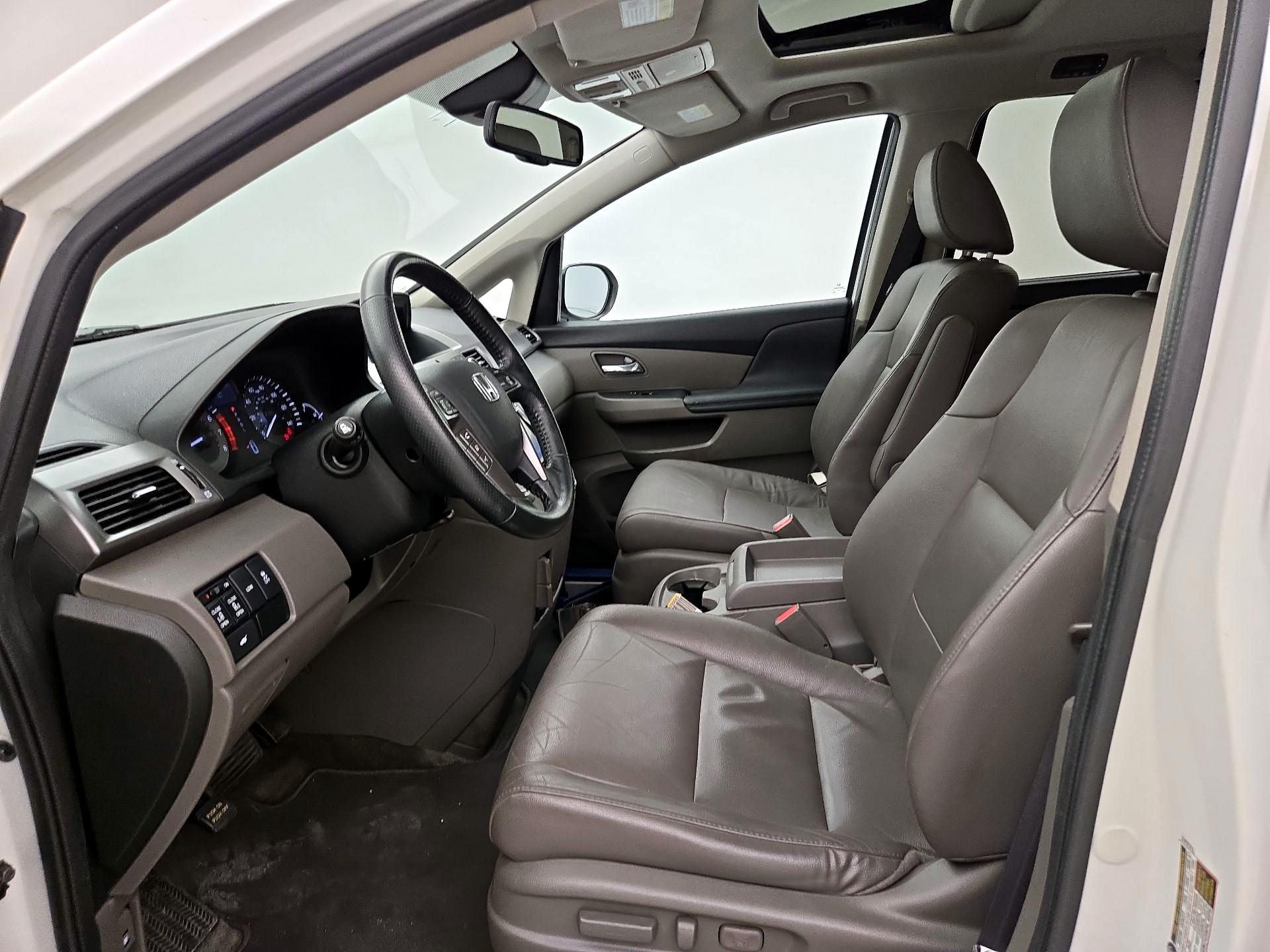 Thumbnail: 2015 Honda Odyssey - 11