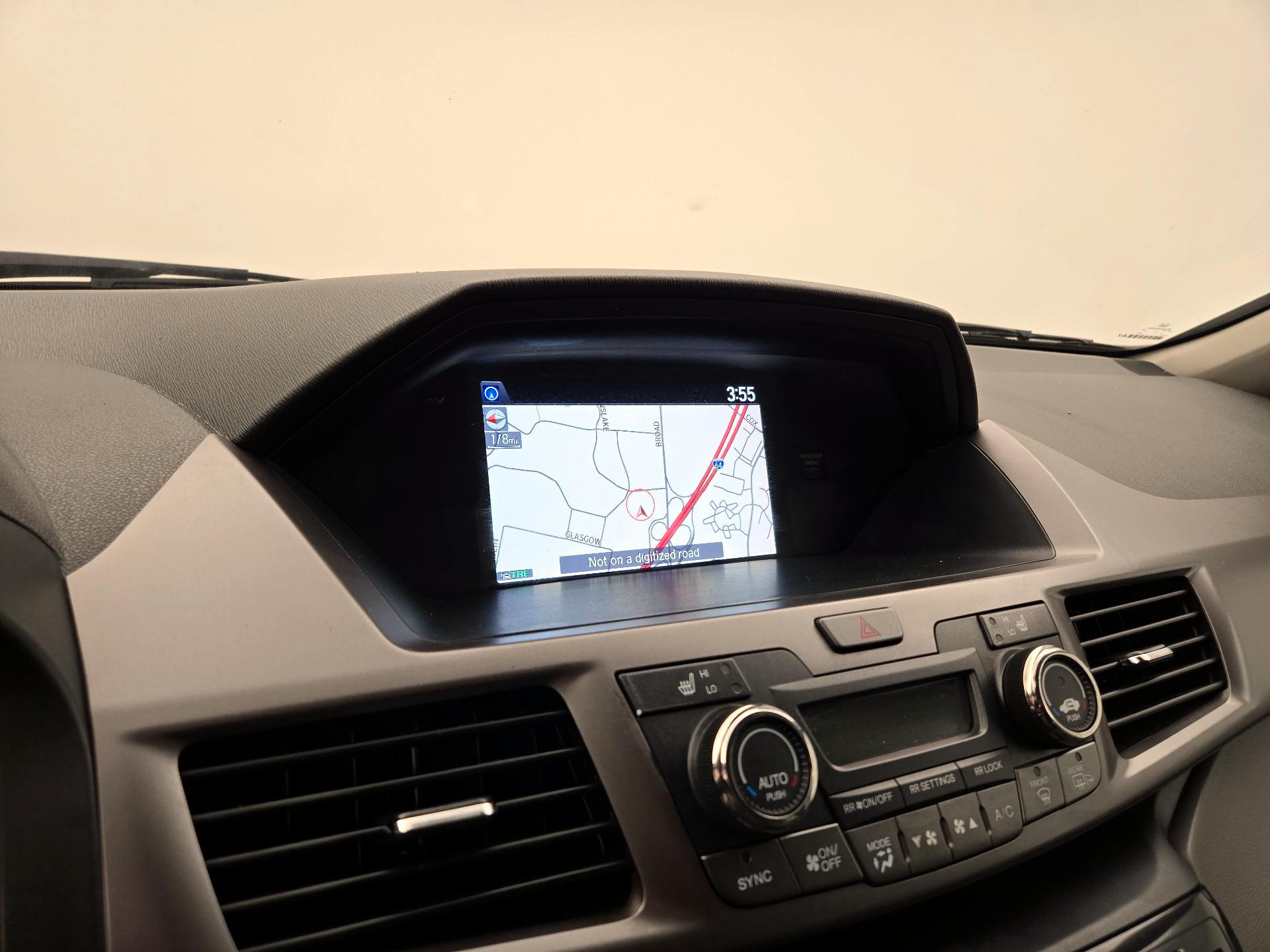 Thumbnail: 2015 Honda Odyssey - 14