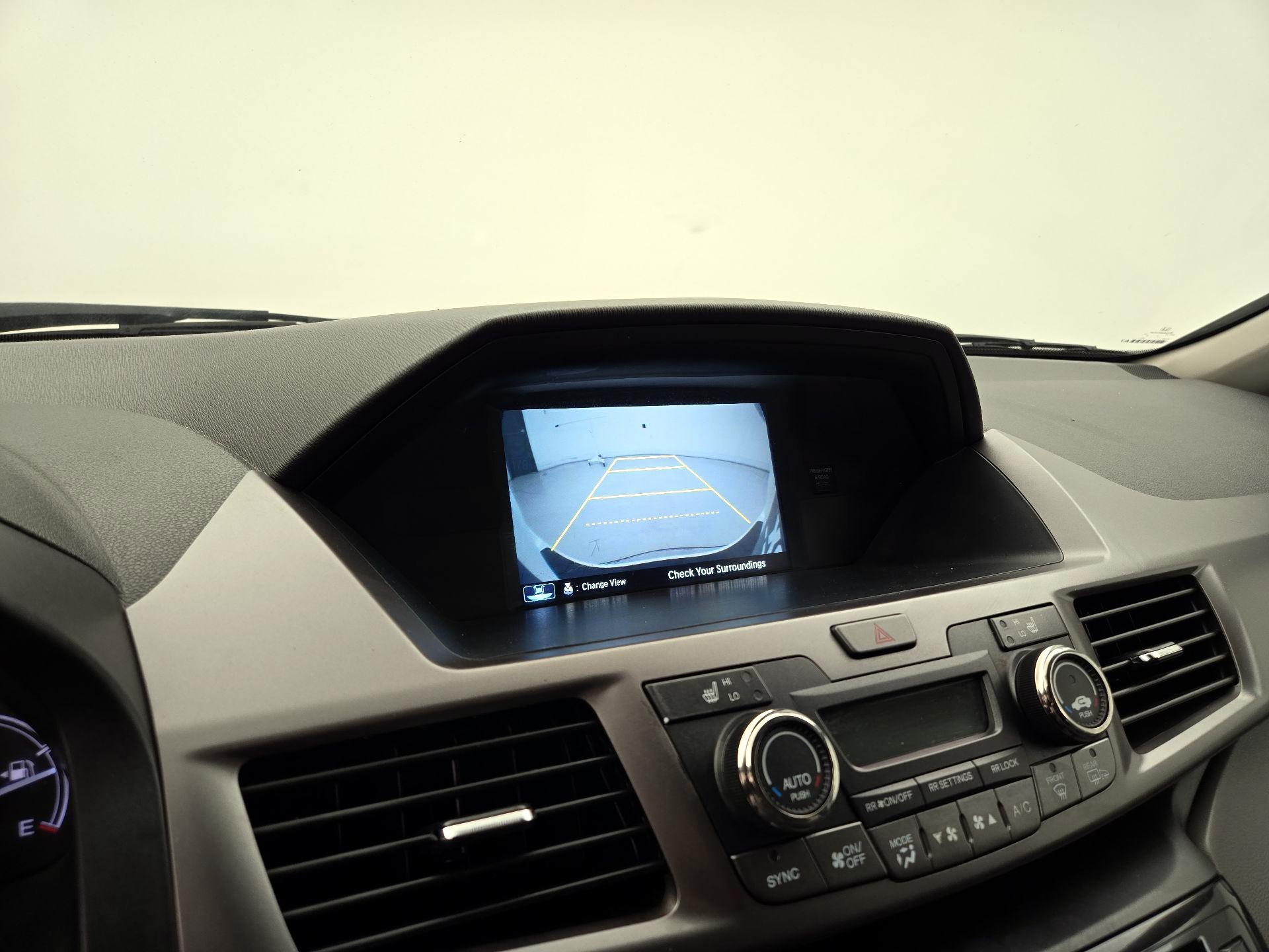 Thumbnail: 2015 Honda Odyssey - 15