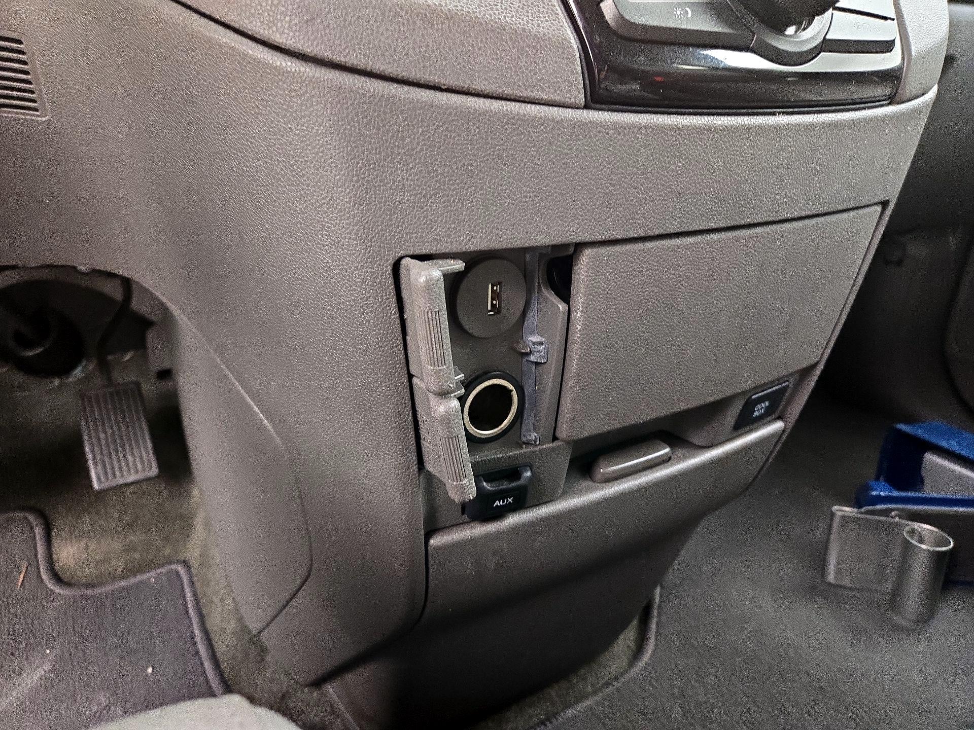 Thumbnail: 2015 Honda Odyssey - 19