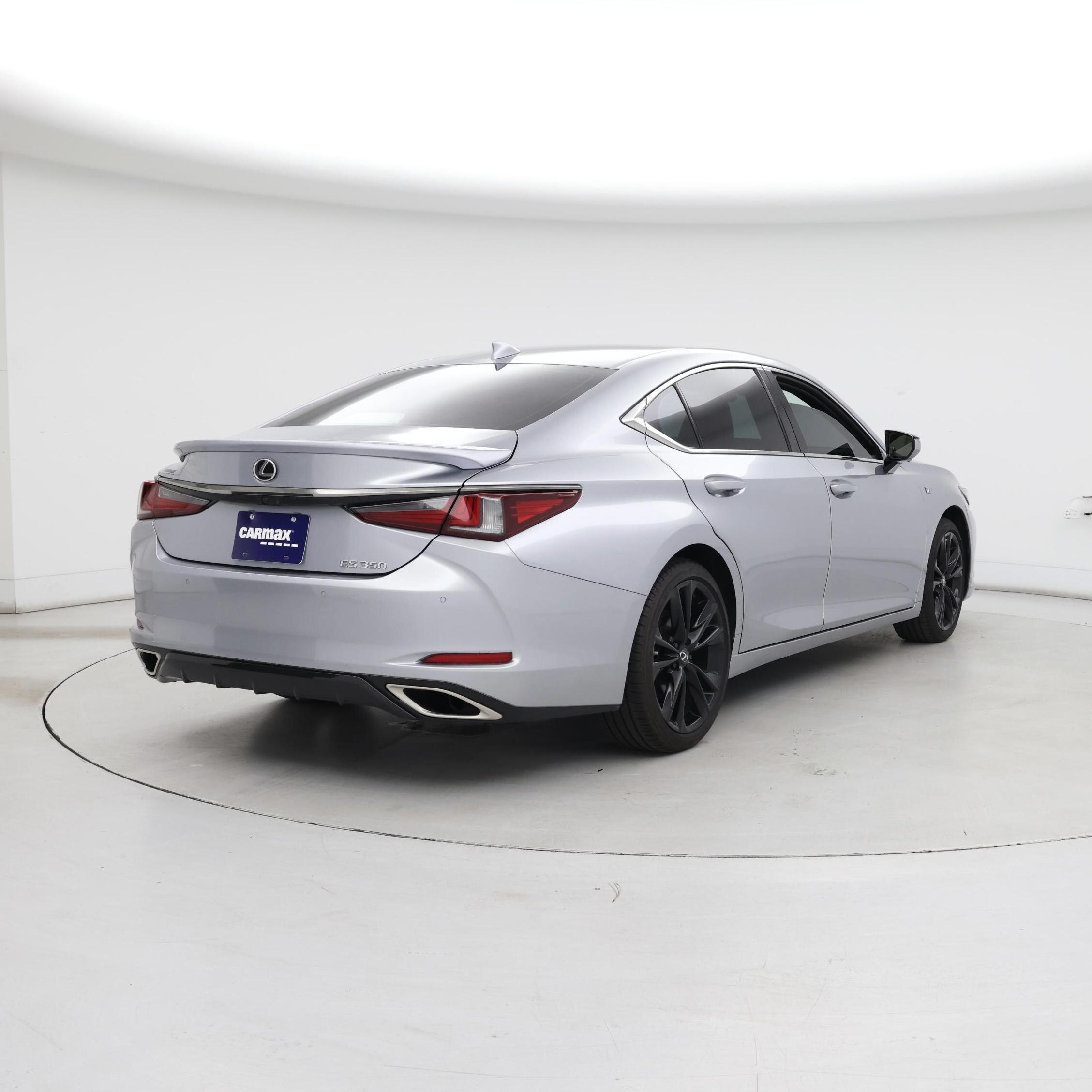 Thumbnail: 2023 Lexus ES - 8