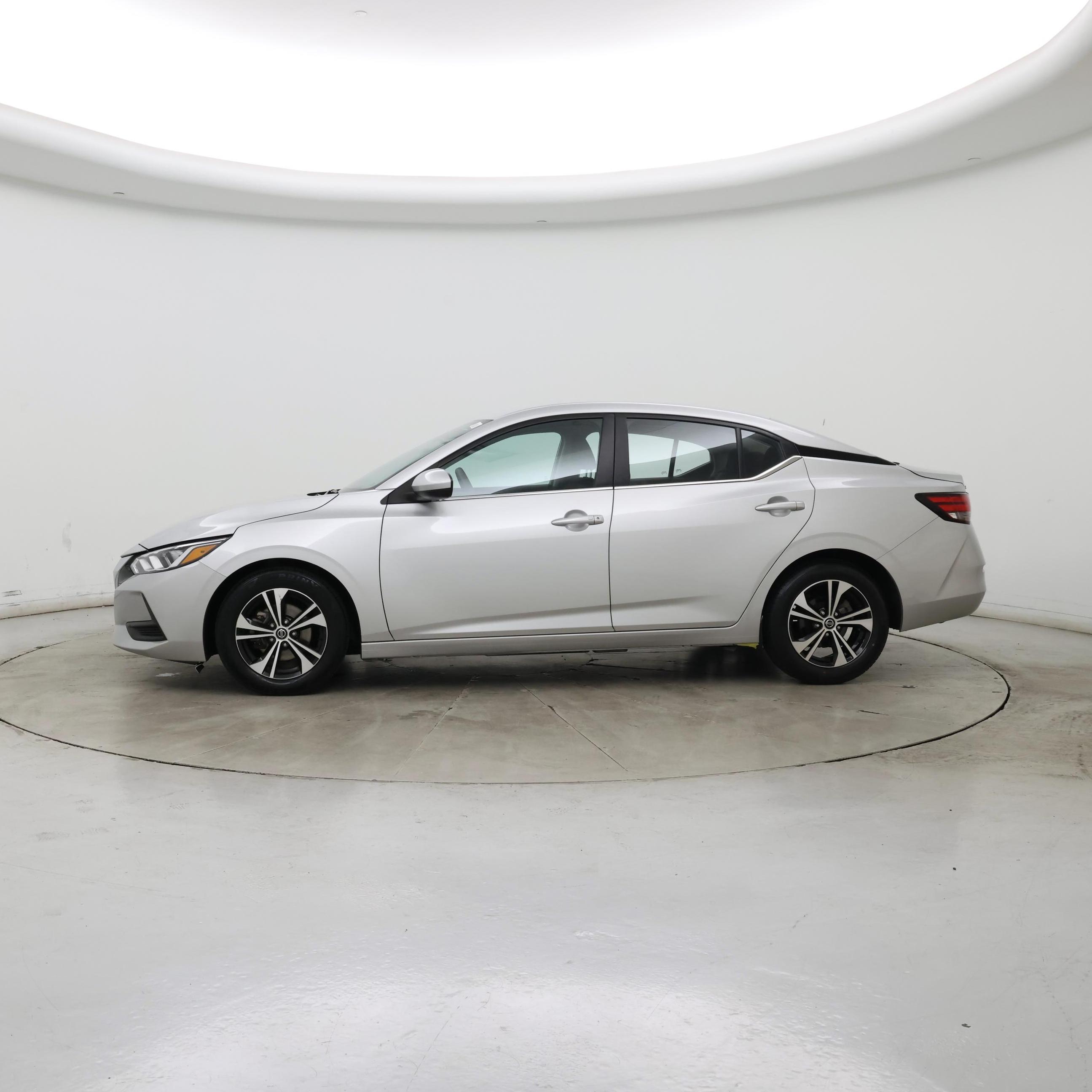 Thumbnail: 2023 Nissan Sentra - 3