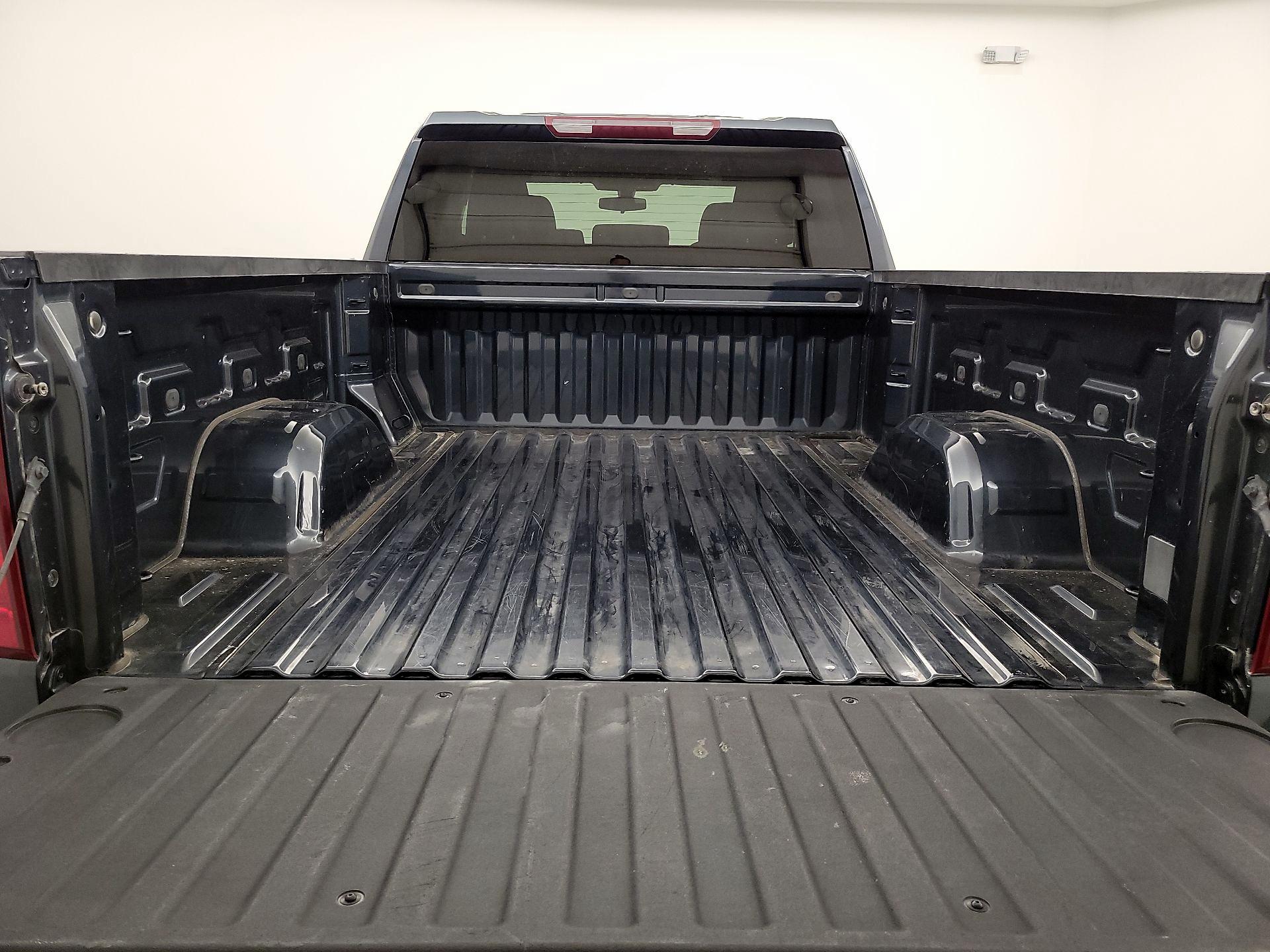 Thumbnail: 2020 Chevrolet Silverado 1500 - 20