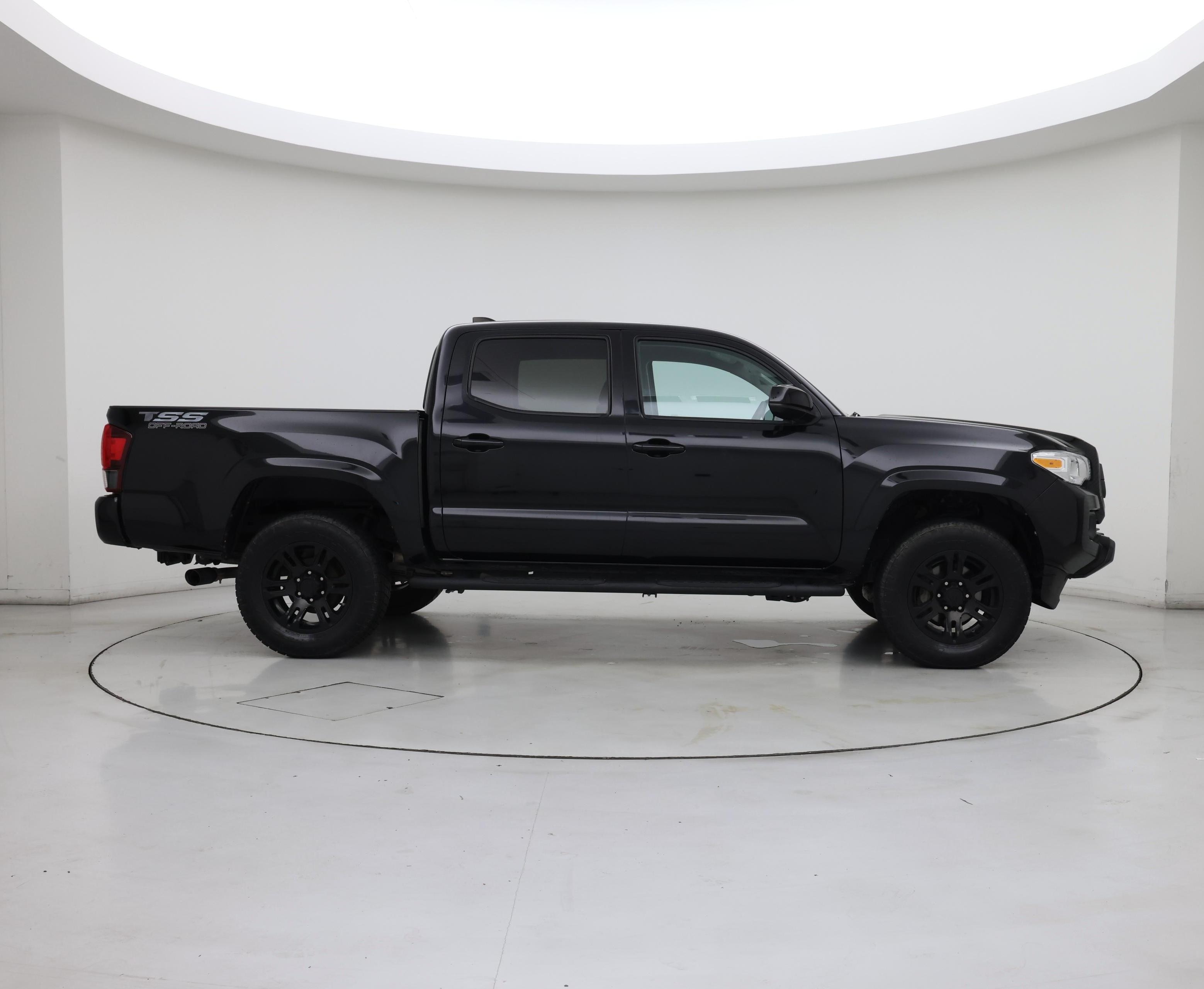 Thumbnail: 2022 Toyota Tacoma - 7