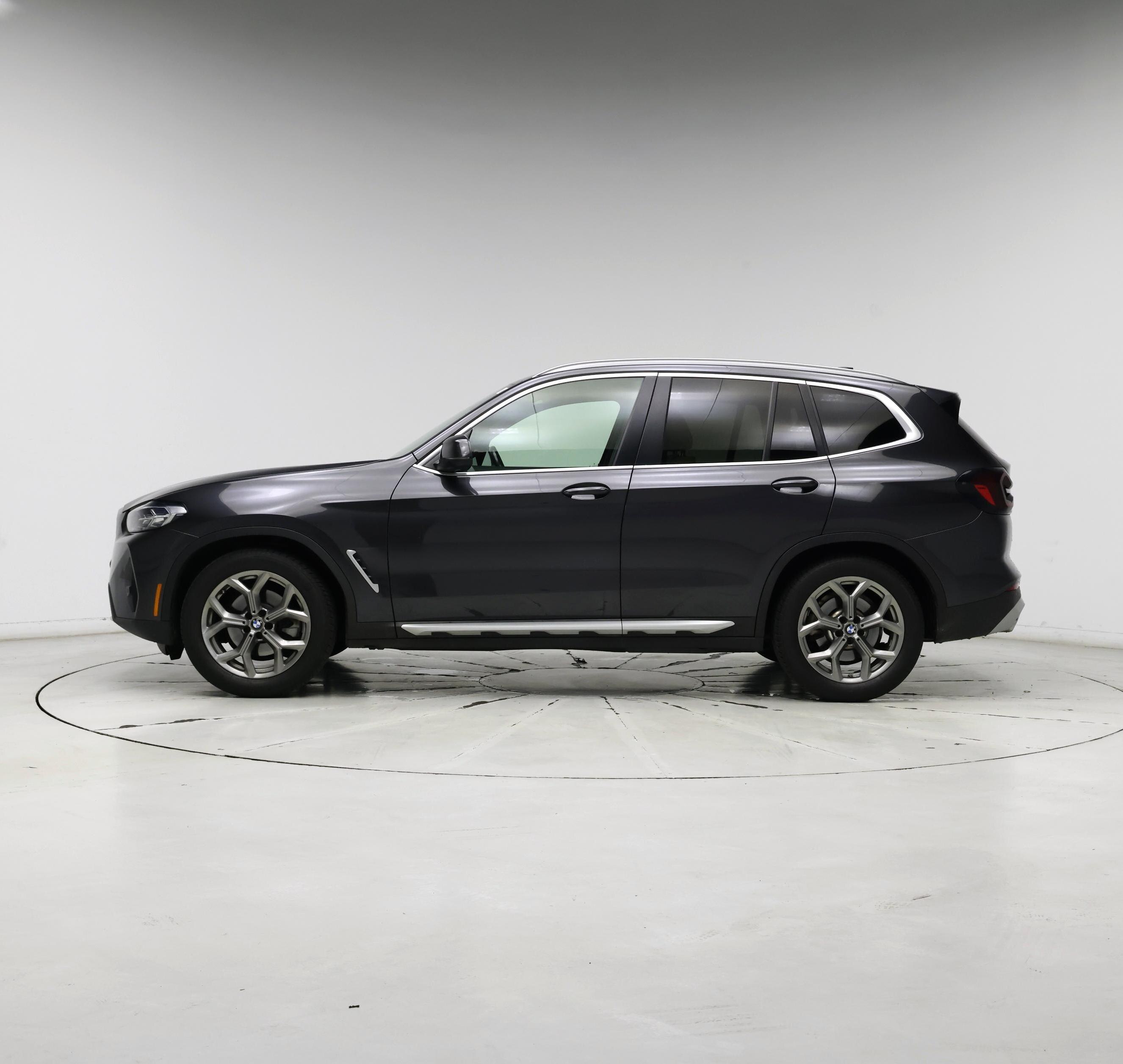 Thumbnail: 2023 BMW X3 - 3