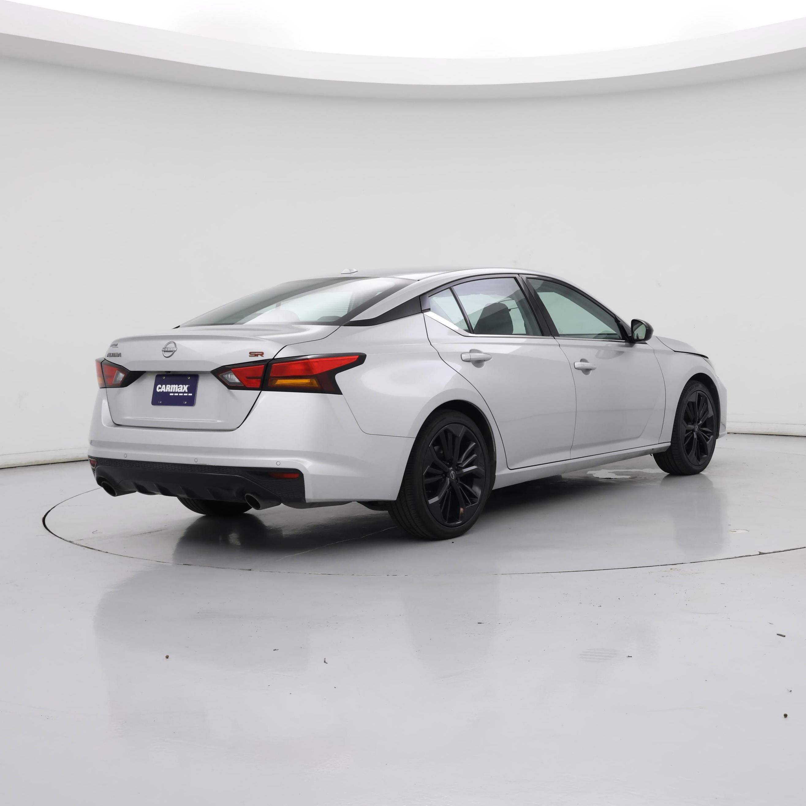 Thumbnail: 2023 Nissan Altima - 8
