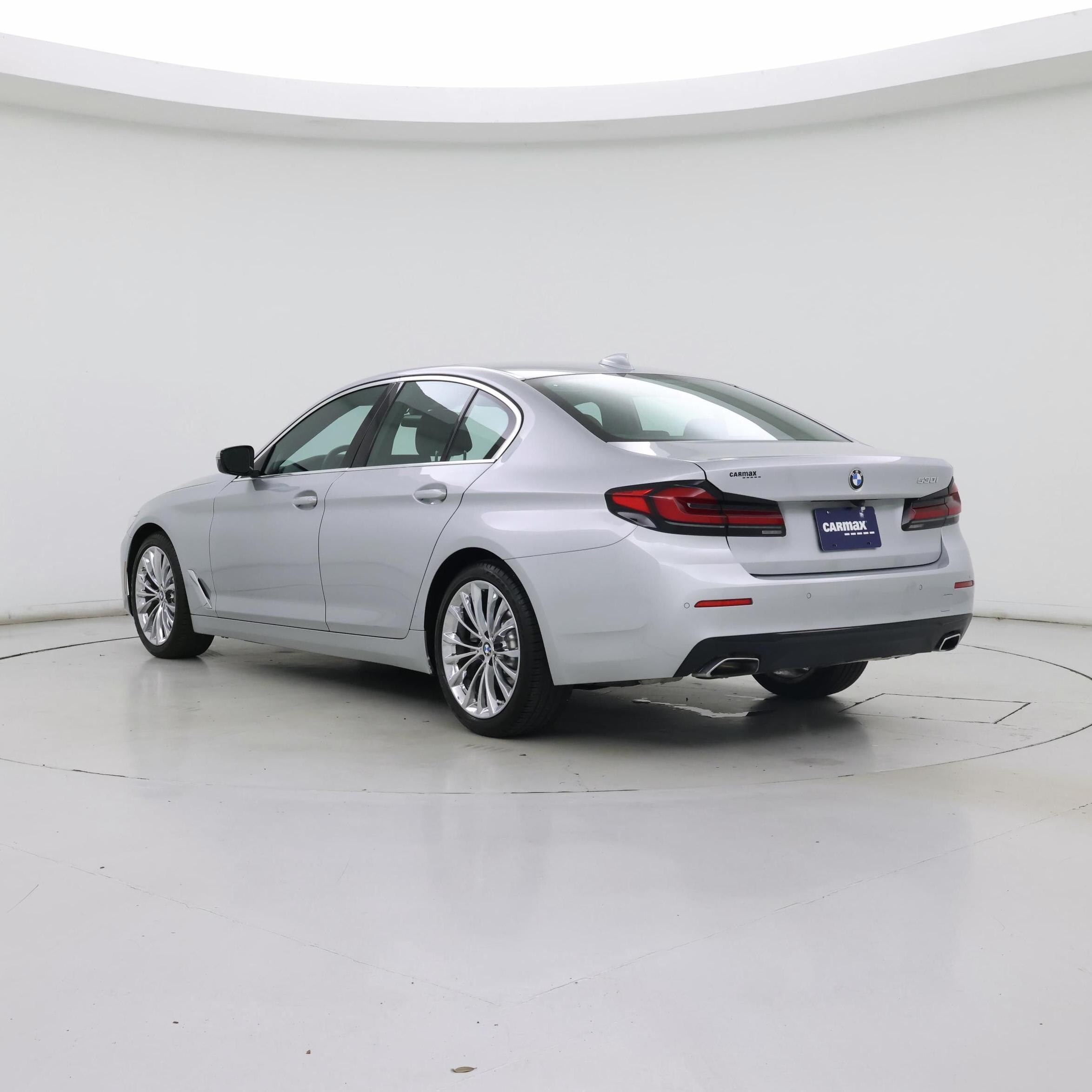 Thumbnail: 2021 BMW 5 Series - 2