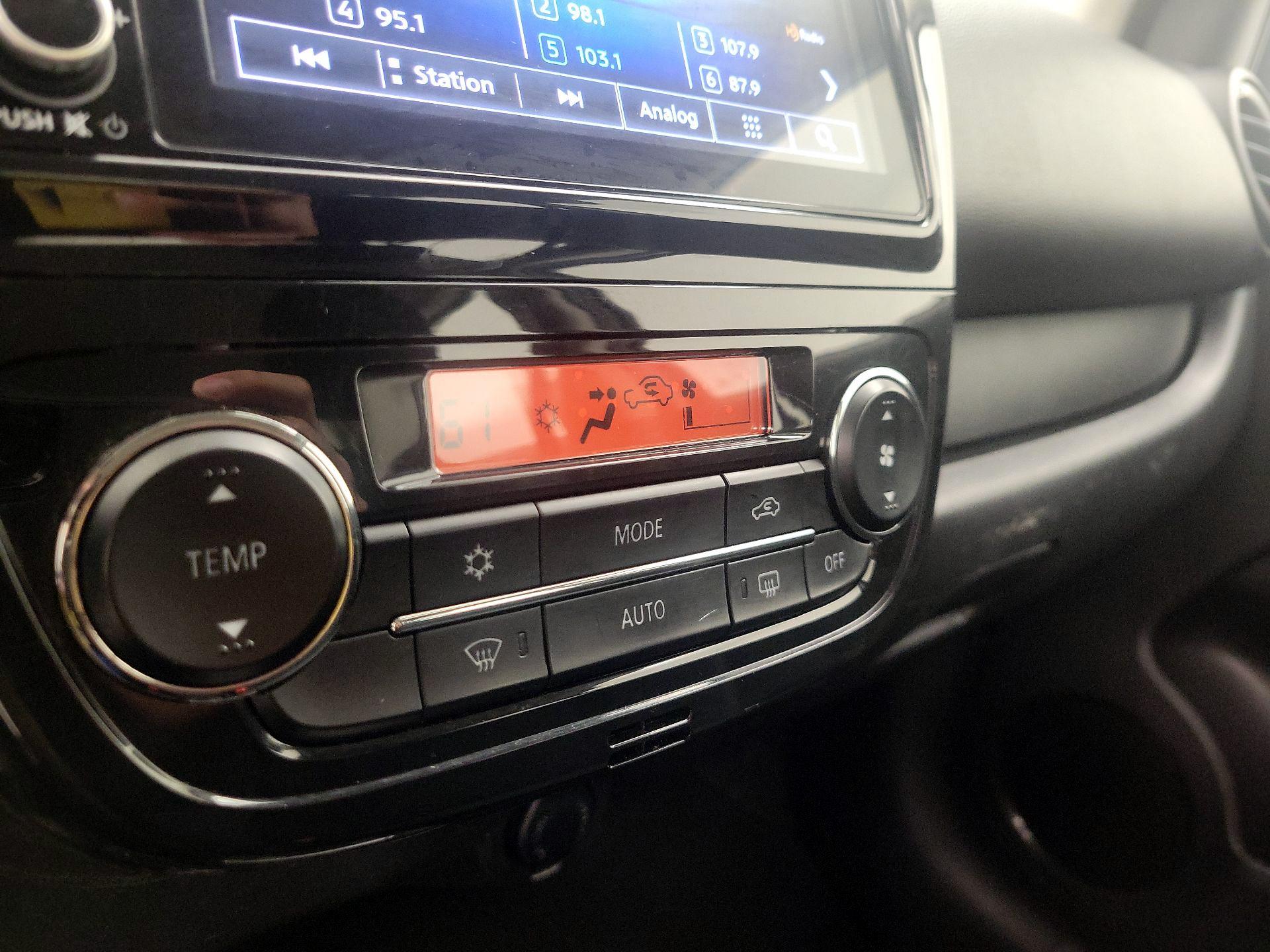 Thumbnail: 2023 Mitsubishi Mirage G4 - 16