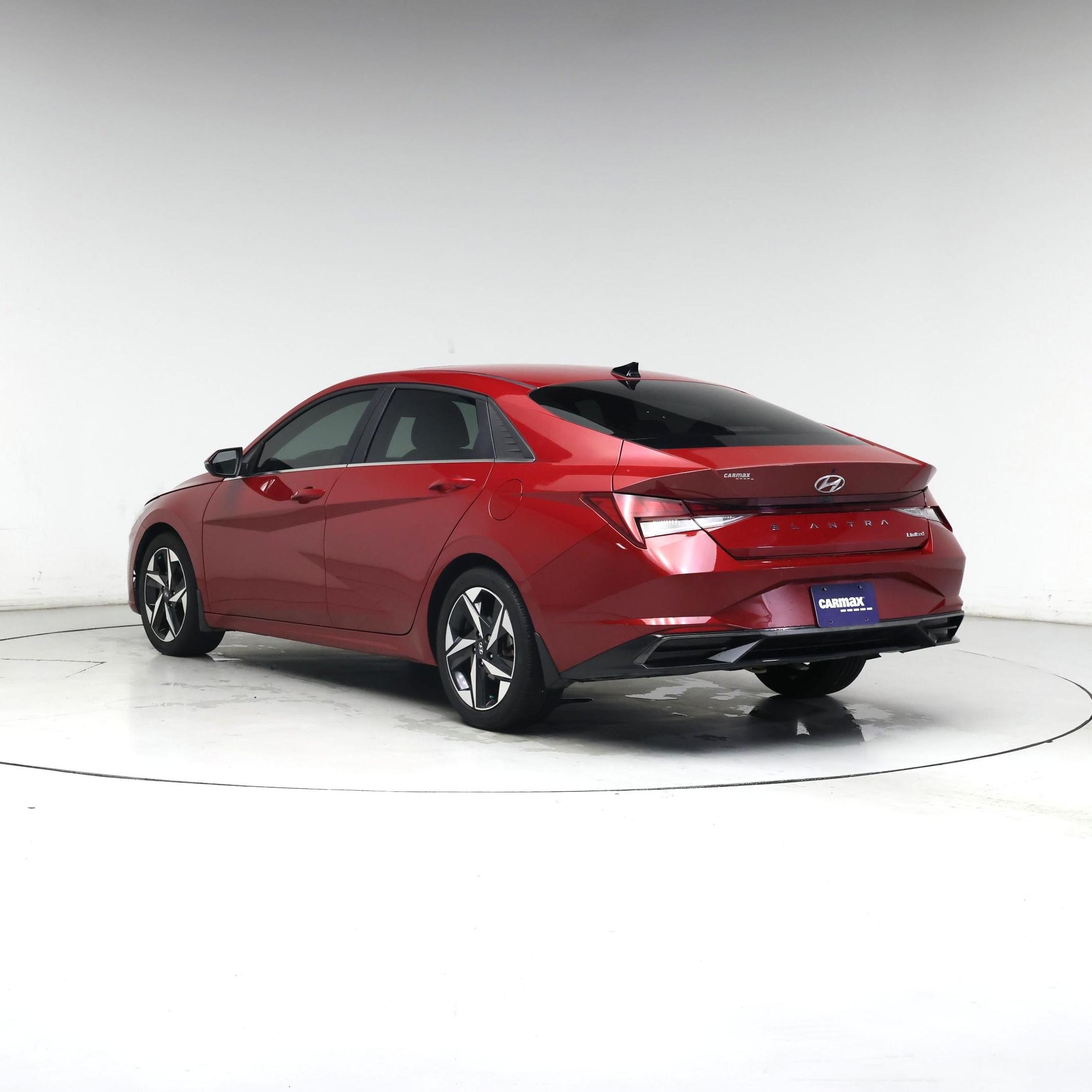 Thumbnail: 2022 Hyundai Elantra - 2
