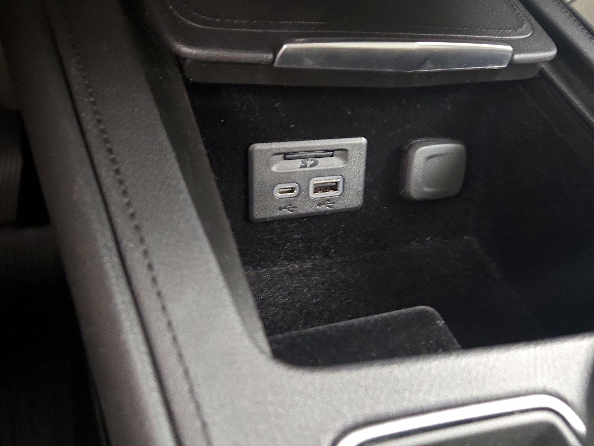 Thumbnail: 2019 Cadillac XT4 - 19