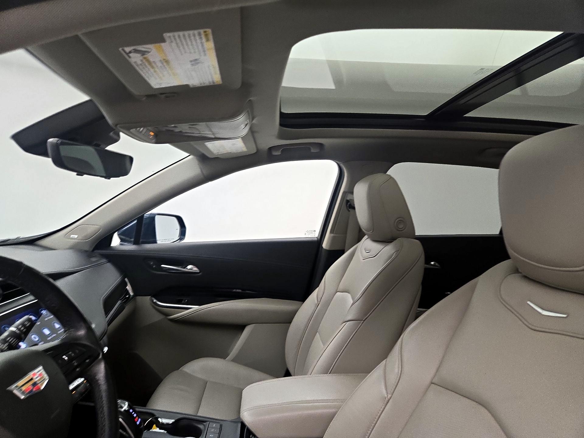 Thumbnail: 2019 Cadillac XT4 - 20