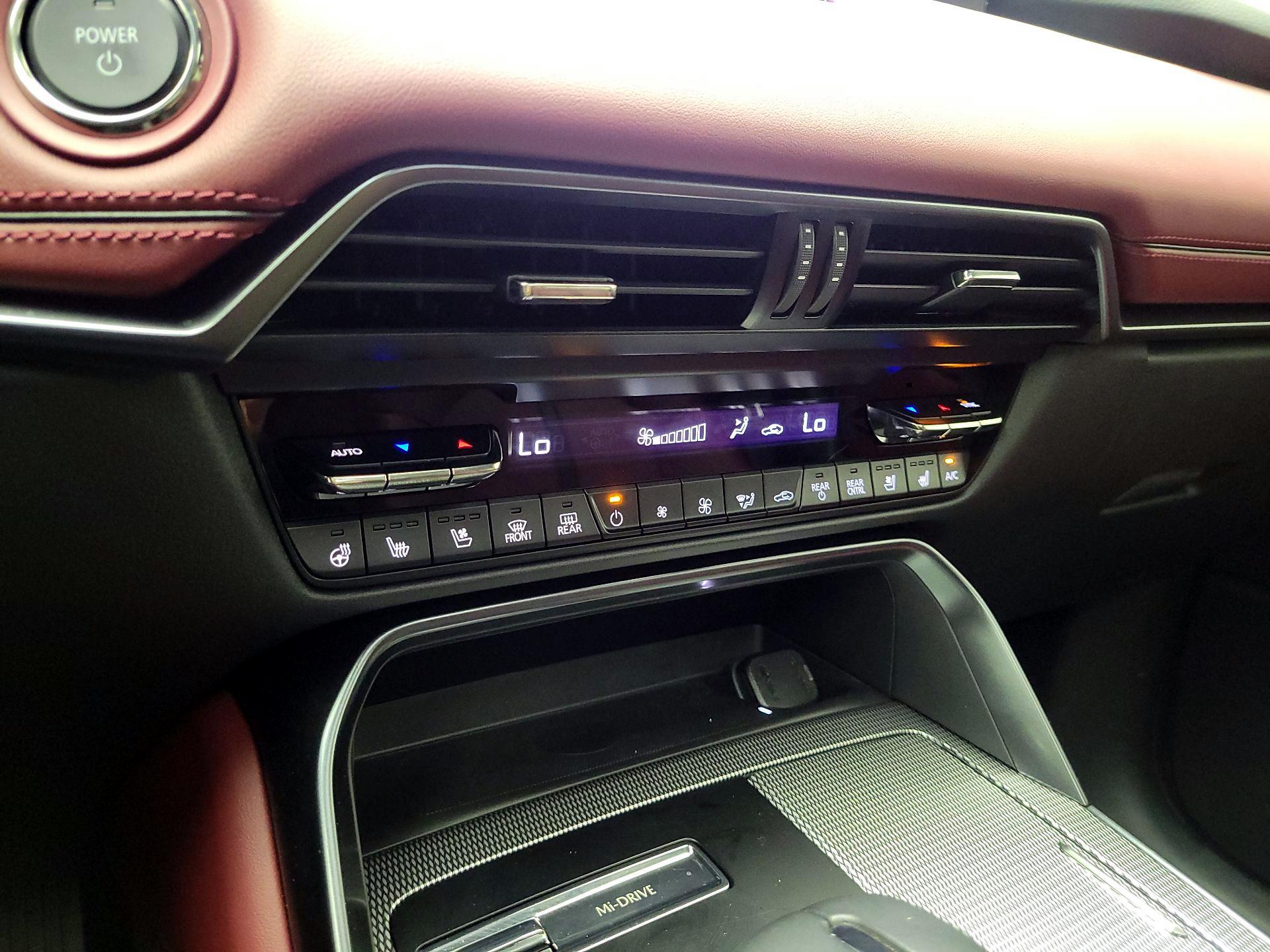 Thumbnail: 2025 Mazda CX-70 - 17