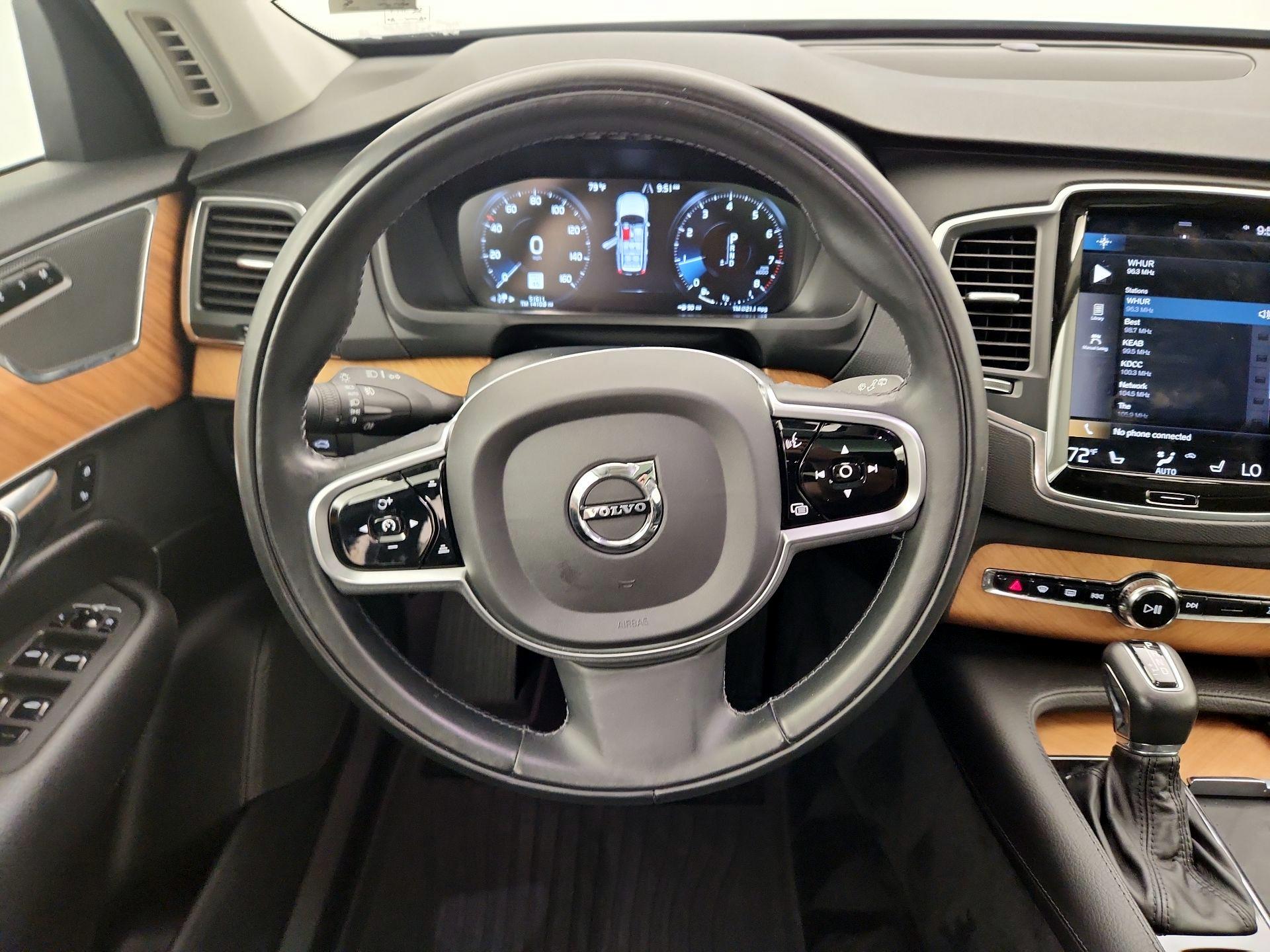 Thumbnail: 2021 Volvo XC90 - 10