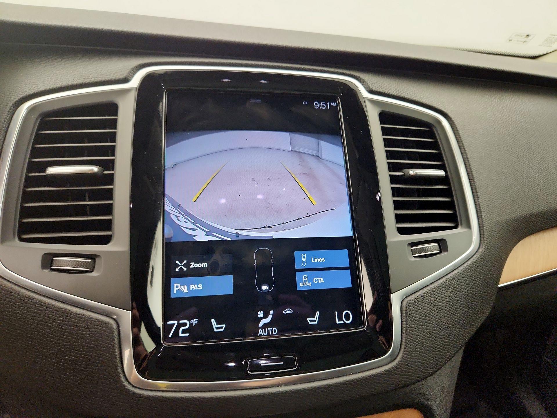 Thumbnail: 2021 Volvo XC90 - 14