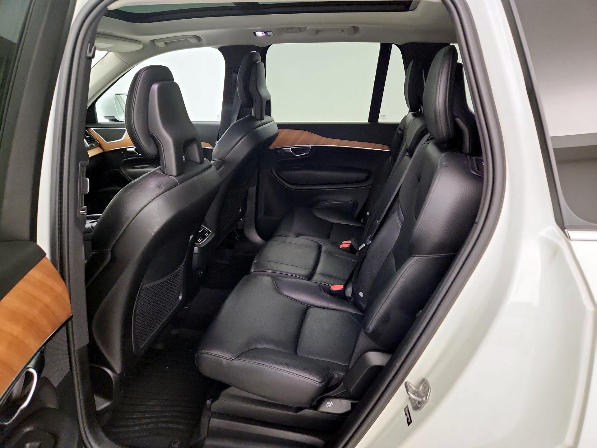 Thumbnail: 2021 Volvo XC90 - 20