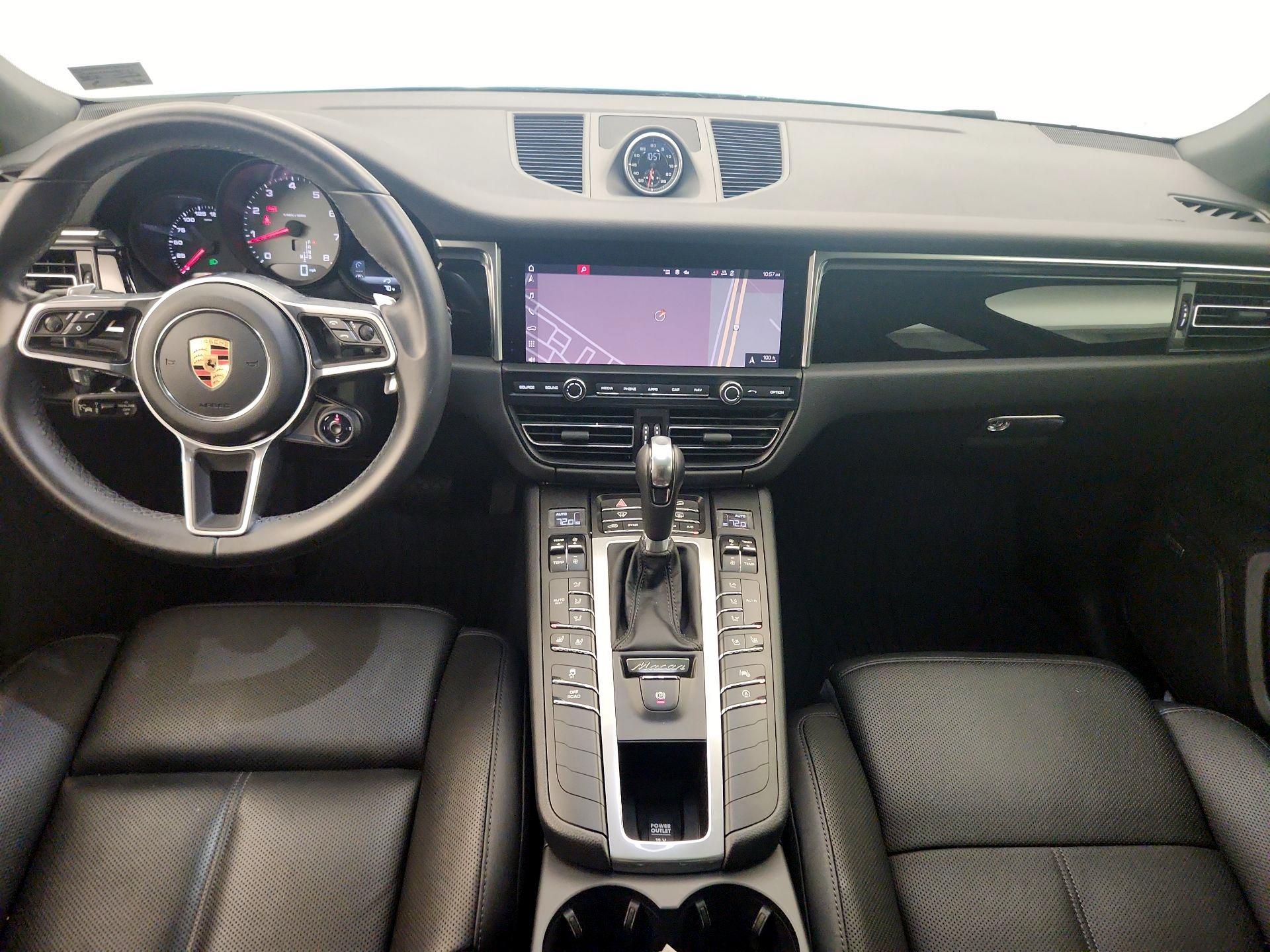 Thumbnail: 2020 Porsche Macan - 9