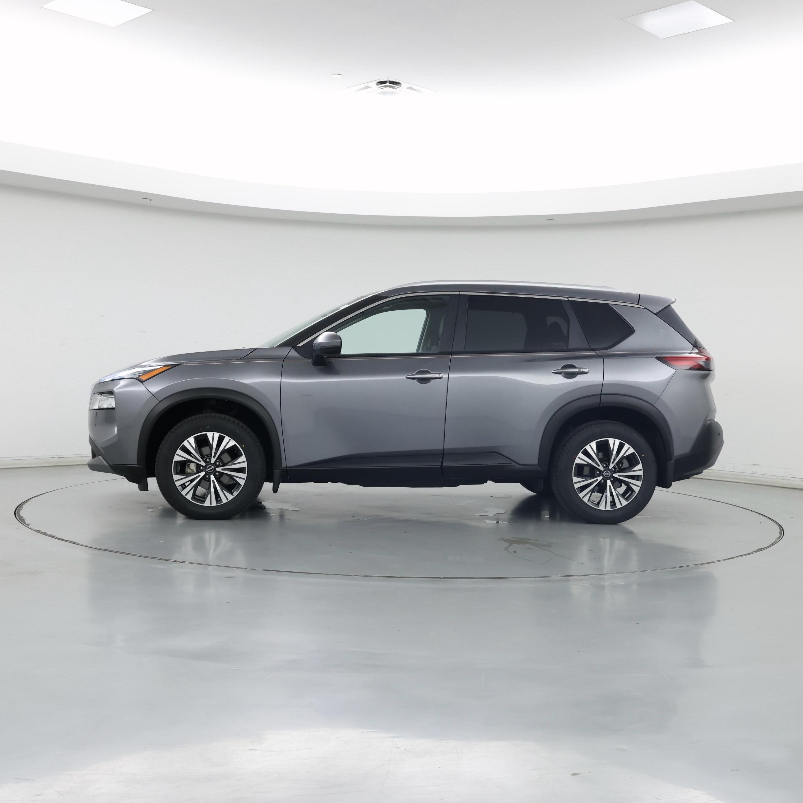 Thumbnail: 2022 Nissan Rogue - 3