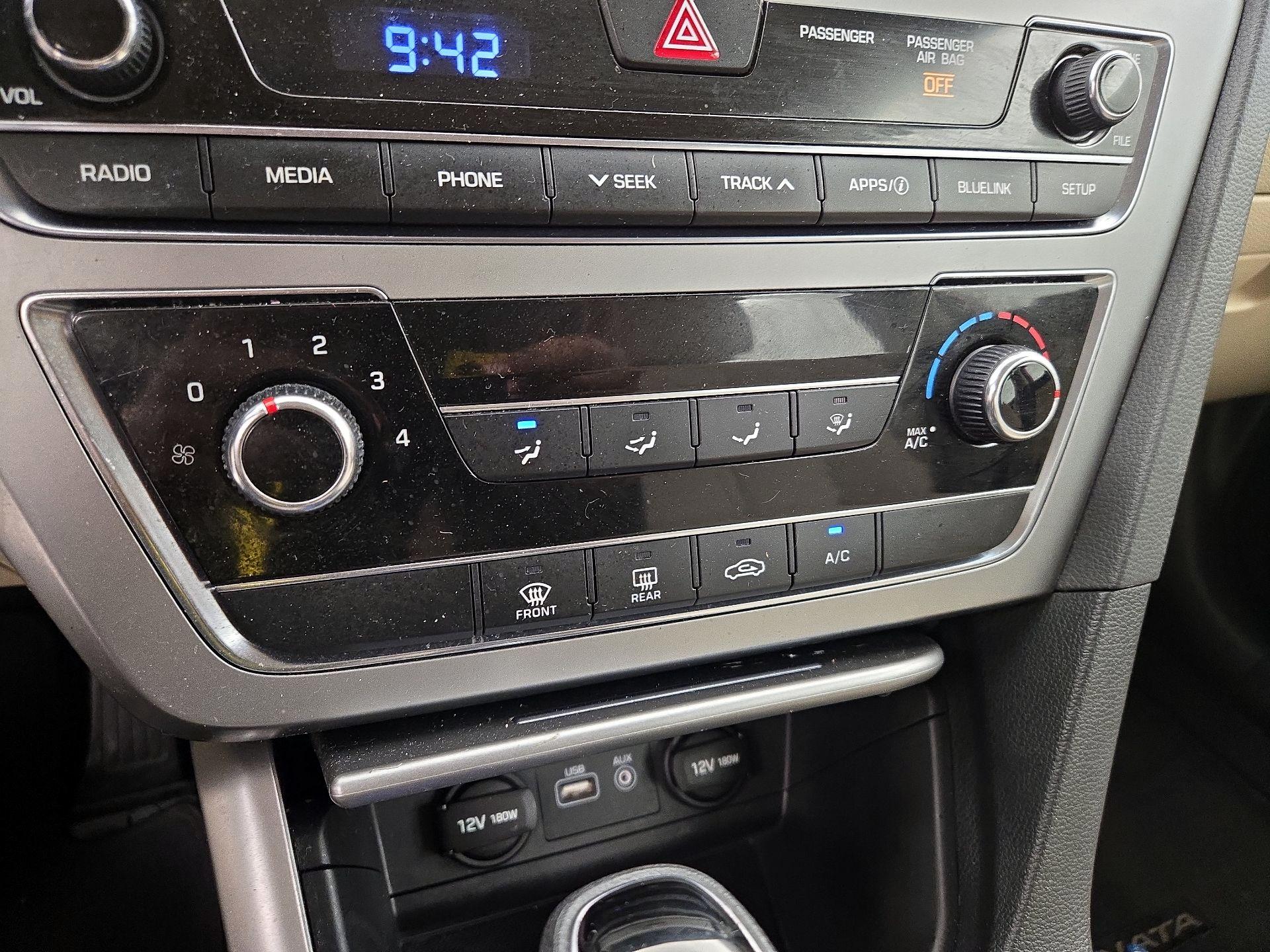 Thumbnail: 2016 Hyundai Sonata - 16