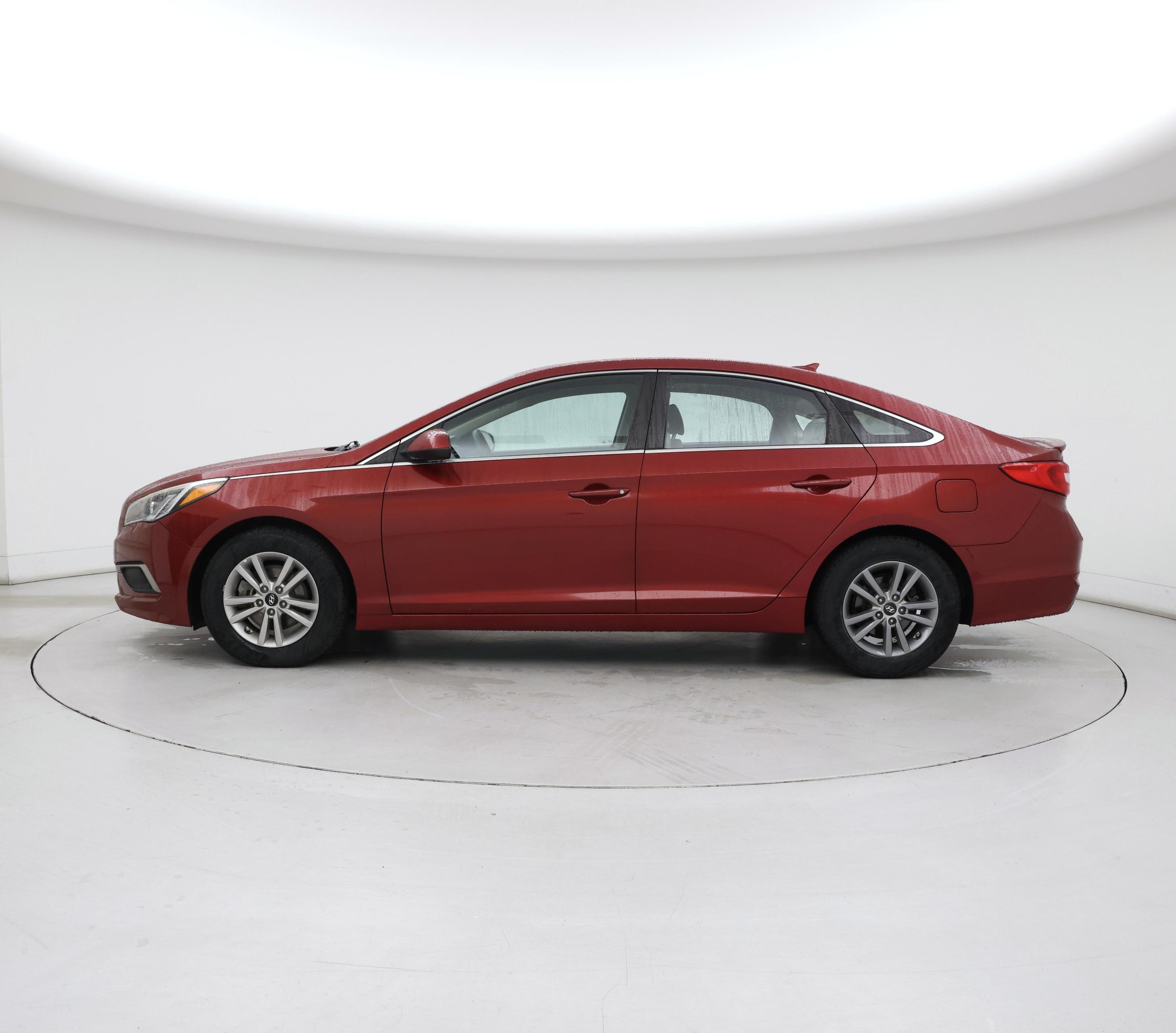 Thumbnail: 2016 Hyundai Sonata - 3