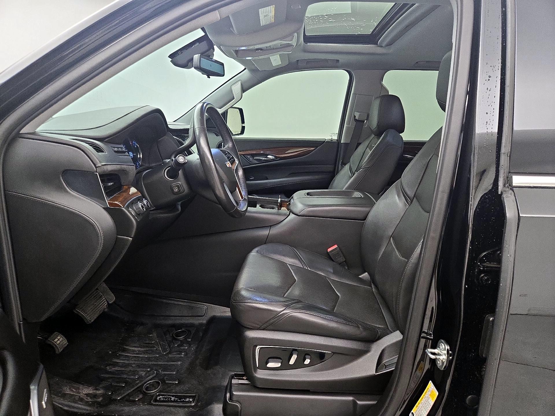 Thumbnail: 2020 Cadillac Escalade - 11