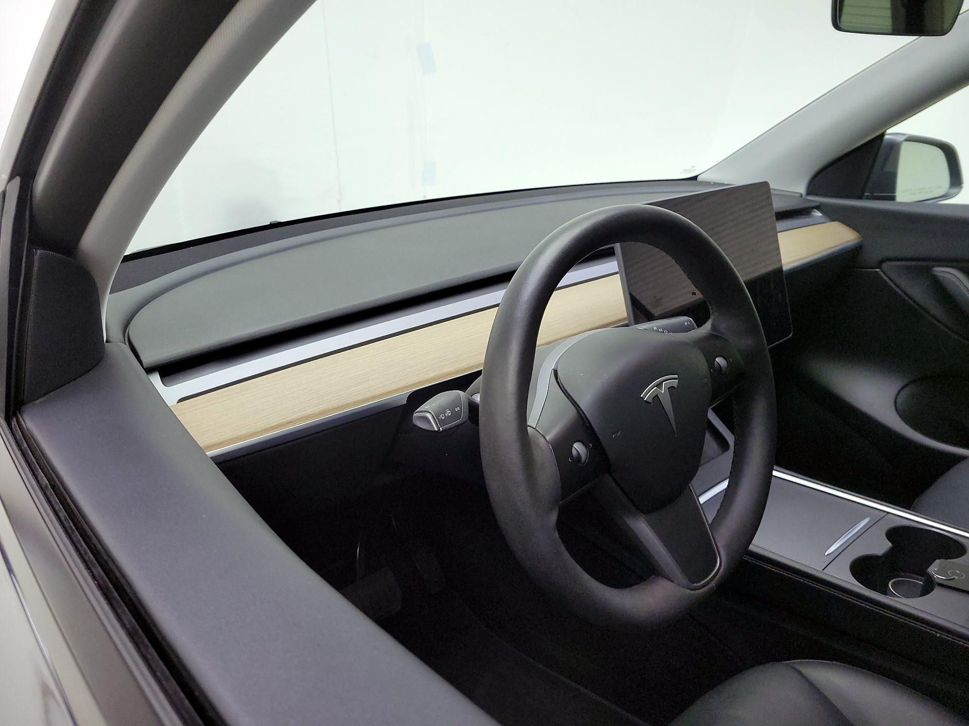 Thumbnail: 2021 Tesla Model Y - 9