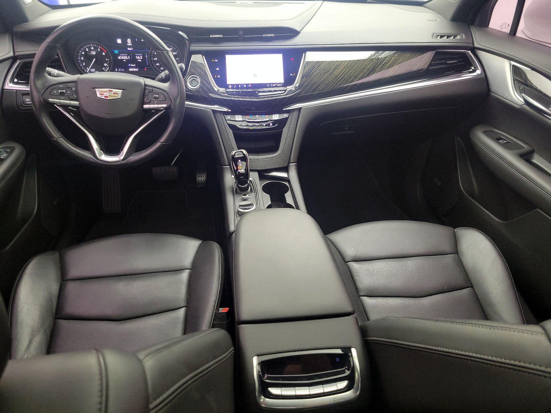 Thumbnail: 2020 Cadillac XT6 - 9