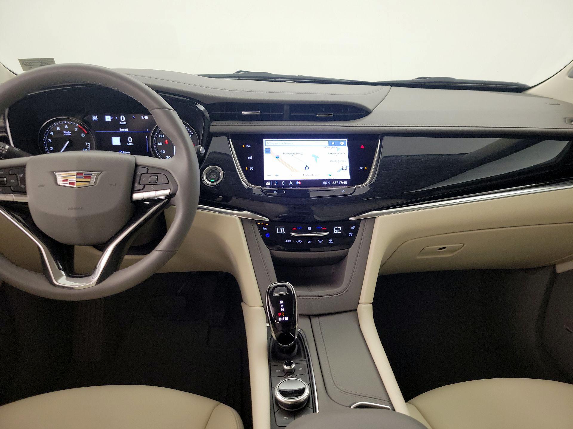 Thumbnail: 2023 Cadillac XT6 - 9