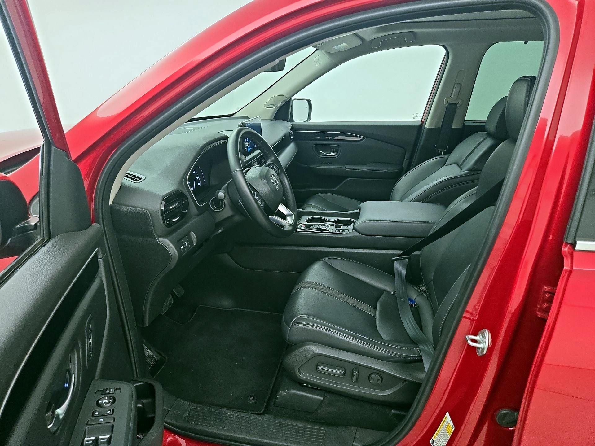 Thumbnail: 2023 Honda Pilot - 11