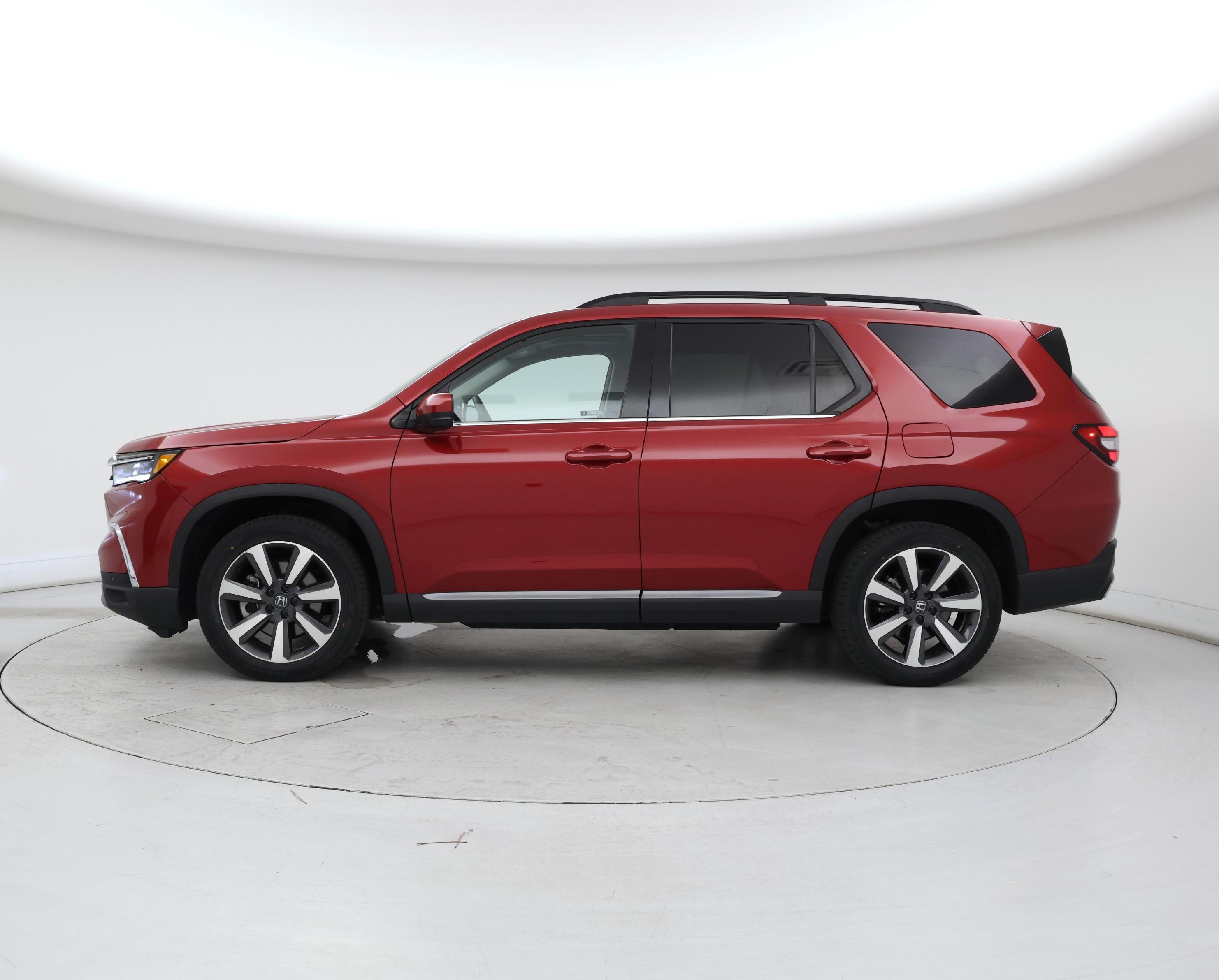 Thumbnail: 2023 Honda Pilot - 3