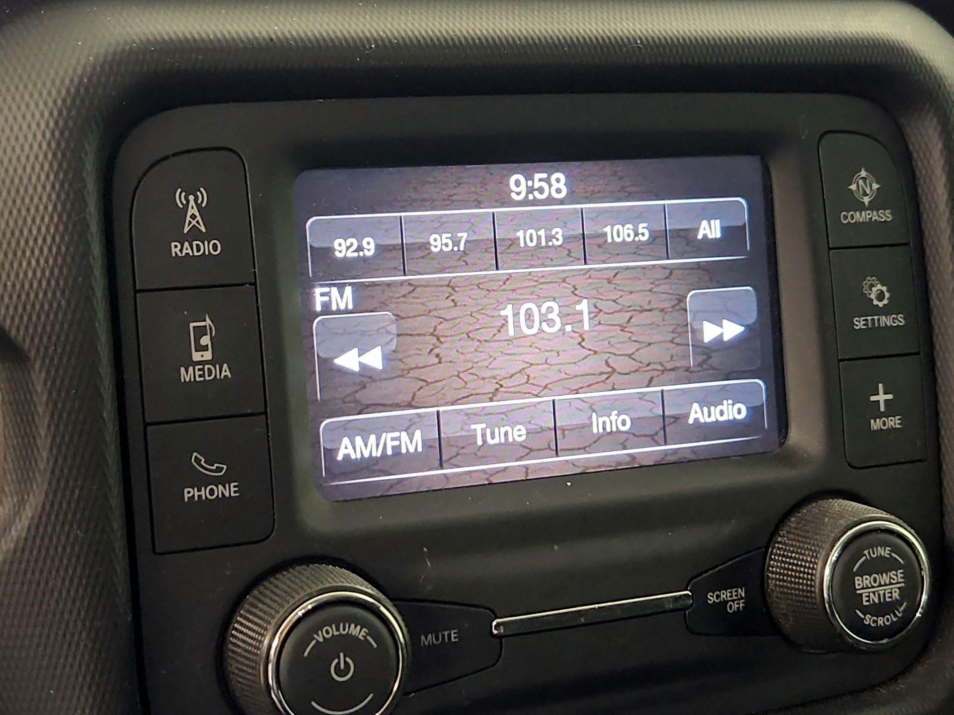 Thumbnail: 2021 Jeep Wrangler - 15
