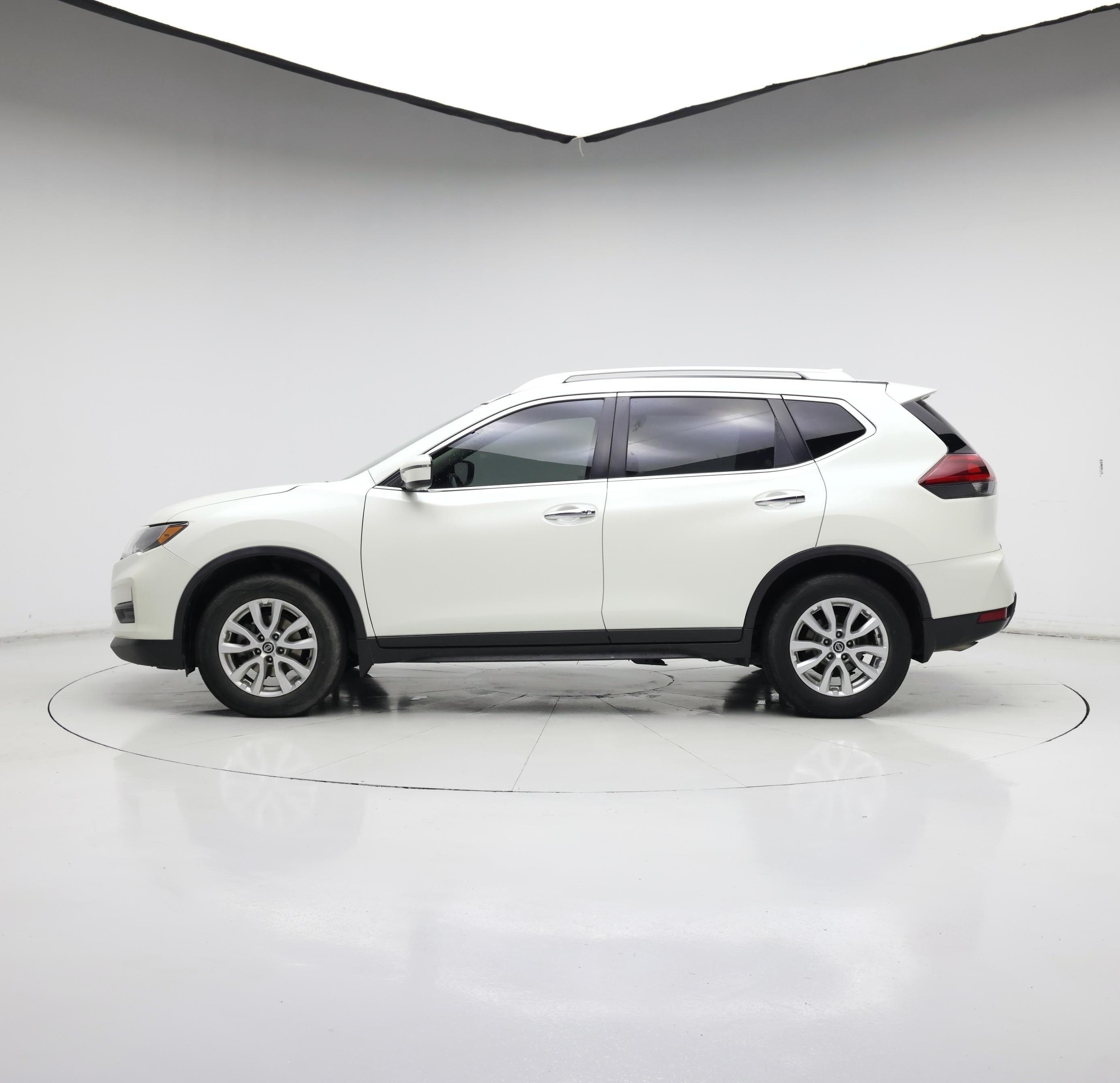 Thumbnail: 2020 Nissan Rogue - 3